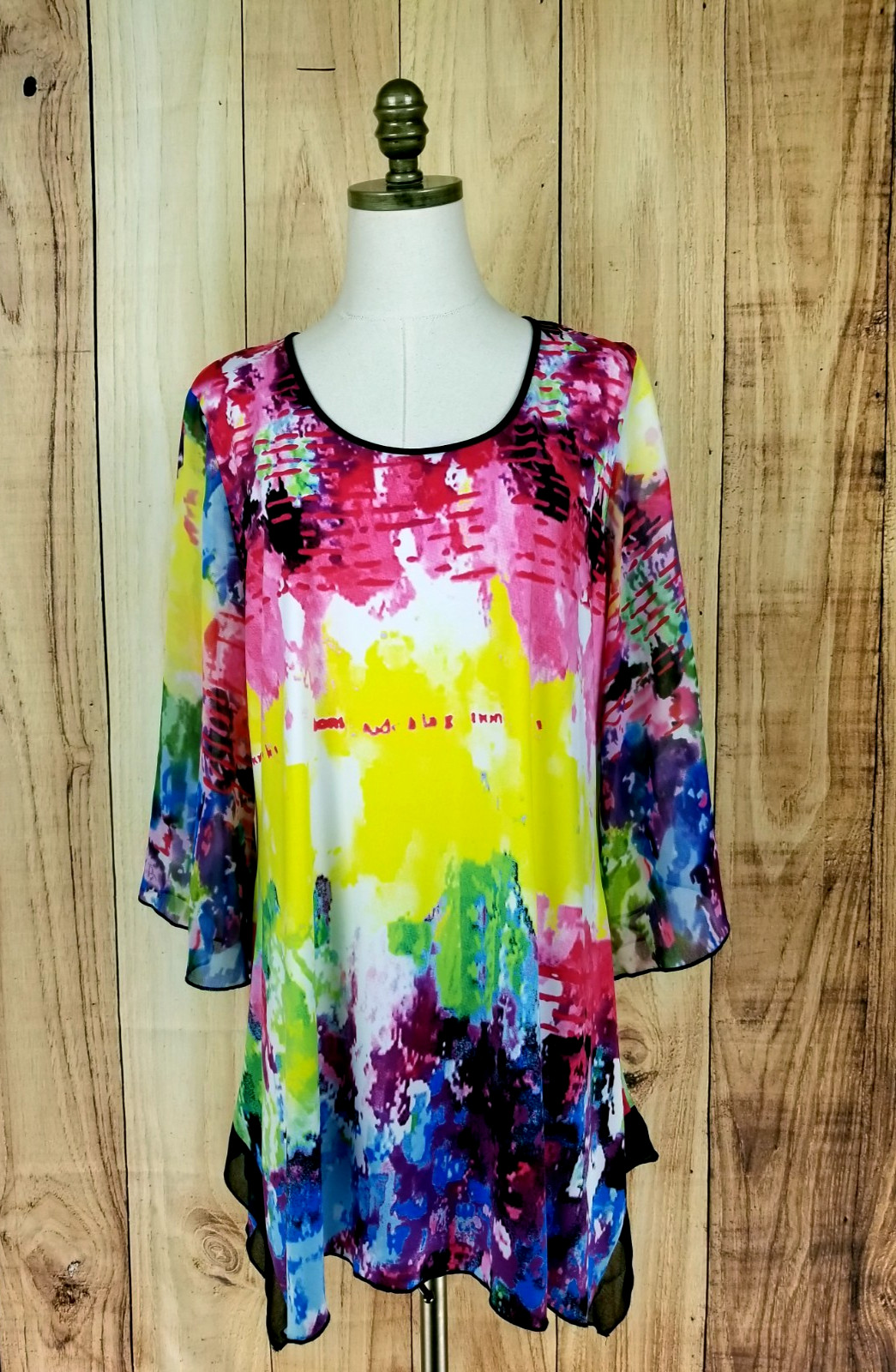 Peter Nygard Womans 1X Handkerchief Hem Tunic Top Scoop Neck 3/4 Sleeves