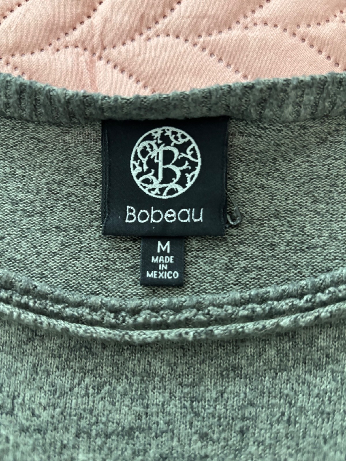 light weight Bobeau sweater top