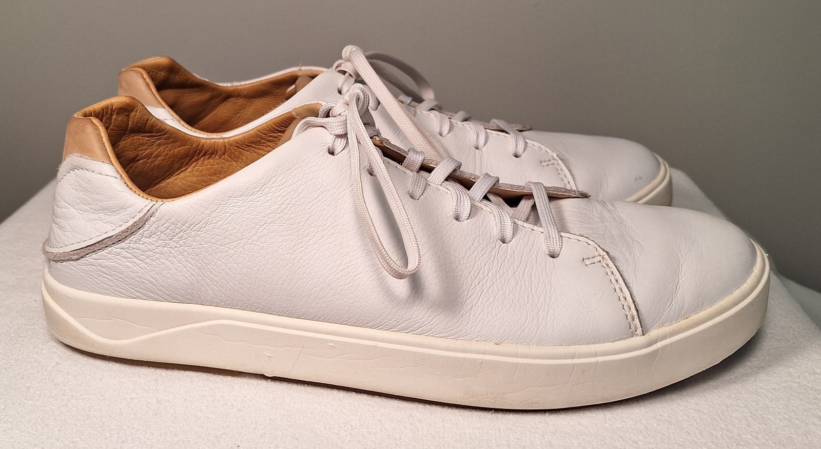 Olukai Lae’ahi Li ‘Ili Shoes Men’s Size 9.5 Leather Sneakers Low White