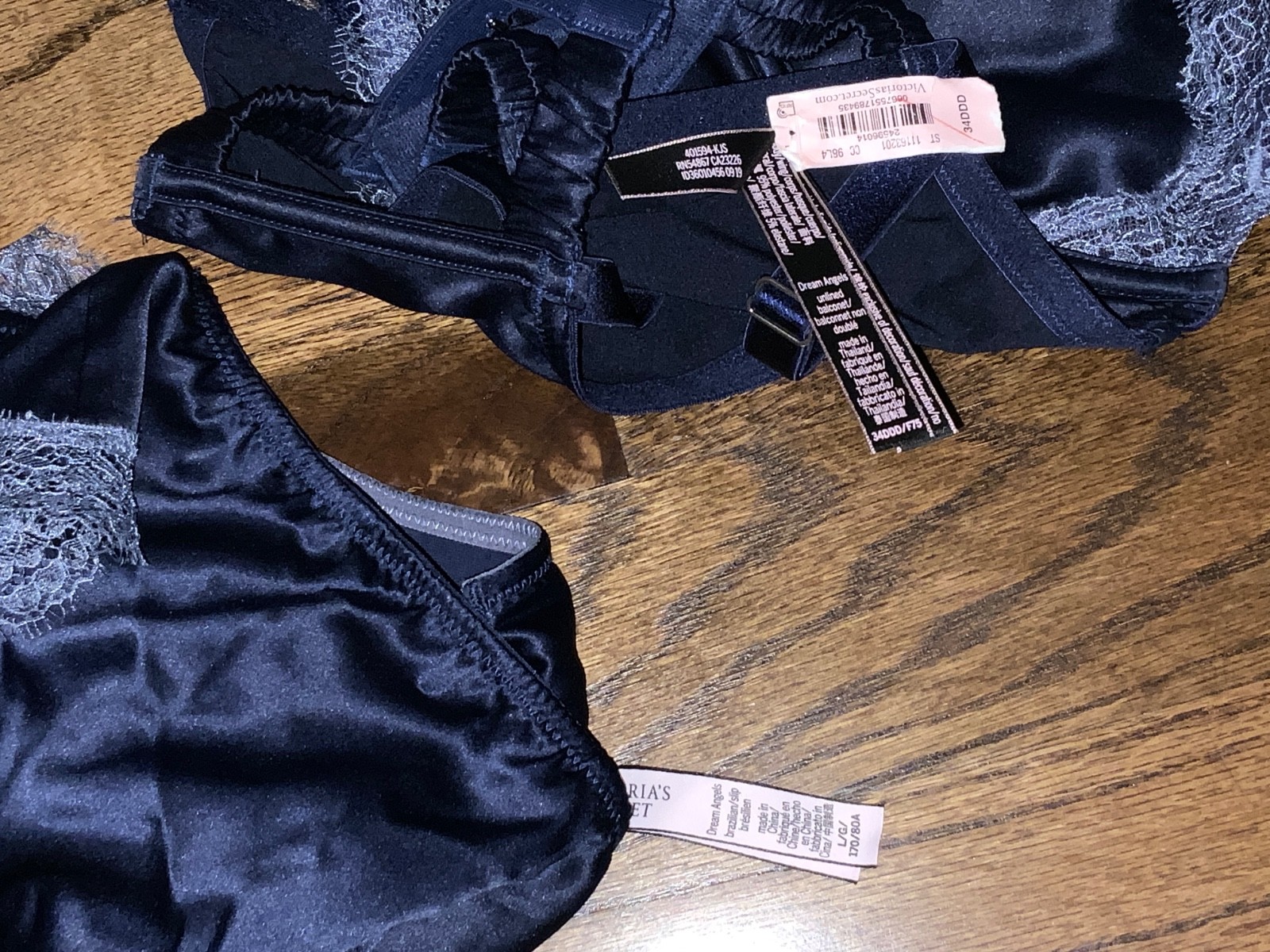 New Victoria’s Secret Bra 34DDD Panty Set deep blue large Satin Romper lace Goth