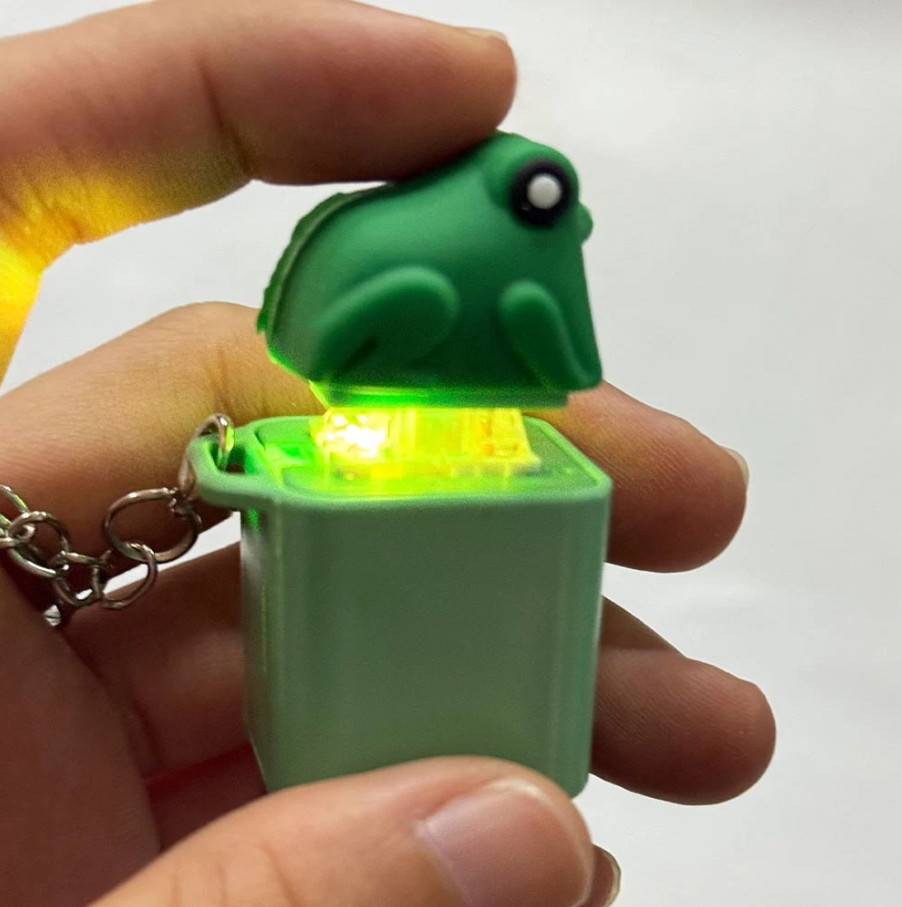 Frog Knocking Toy Frog Keyboard Keychain Decor Emit Light And Sound Pendant TL