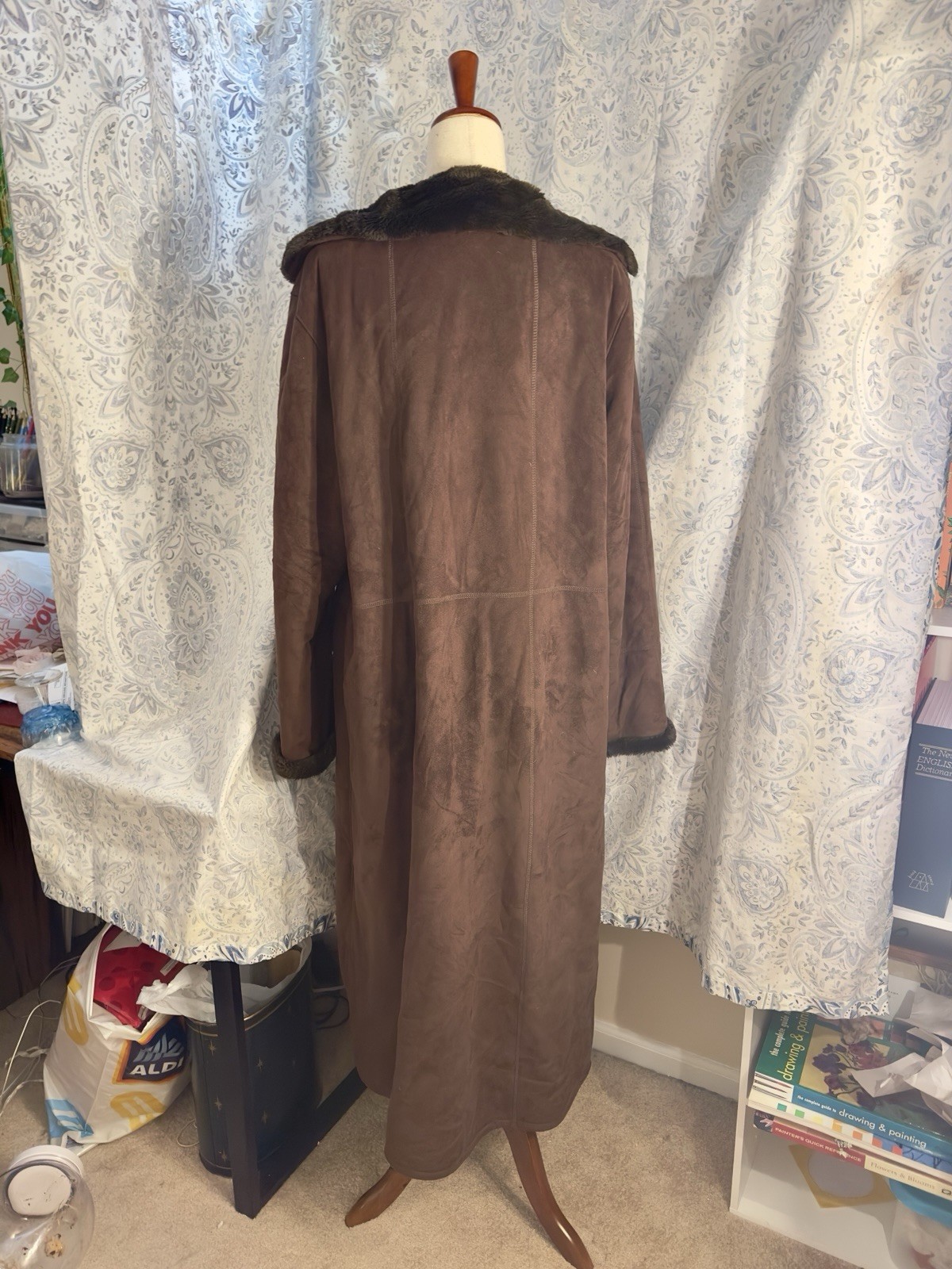 Vintage Chocolate Brown Faux Shearling Suede Maxi 70’s Style Coat Size XL