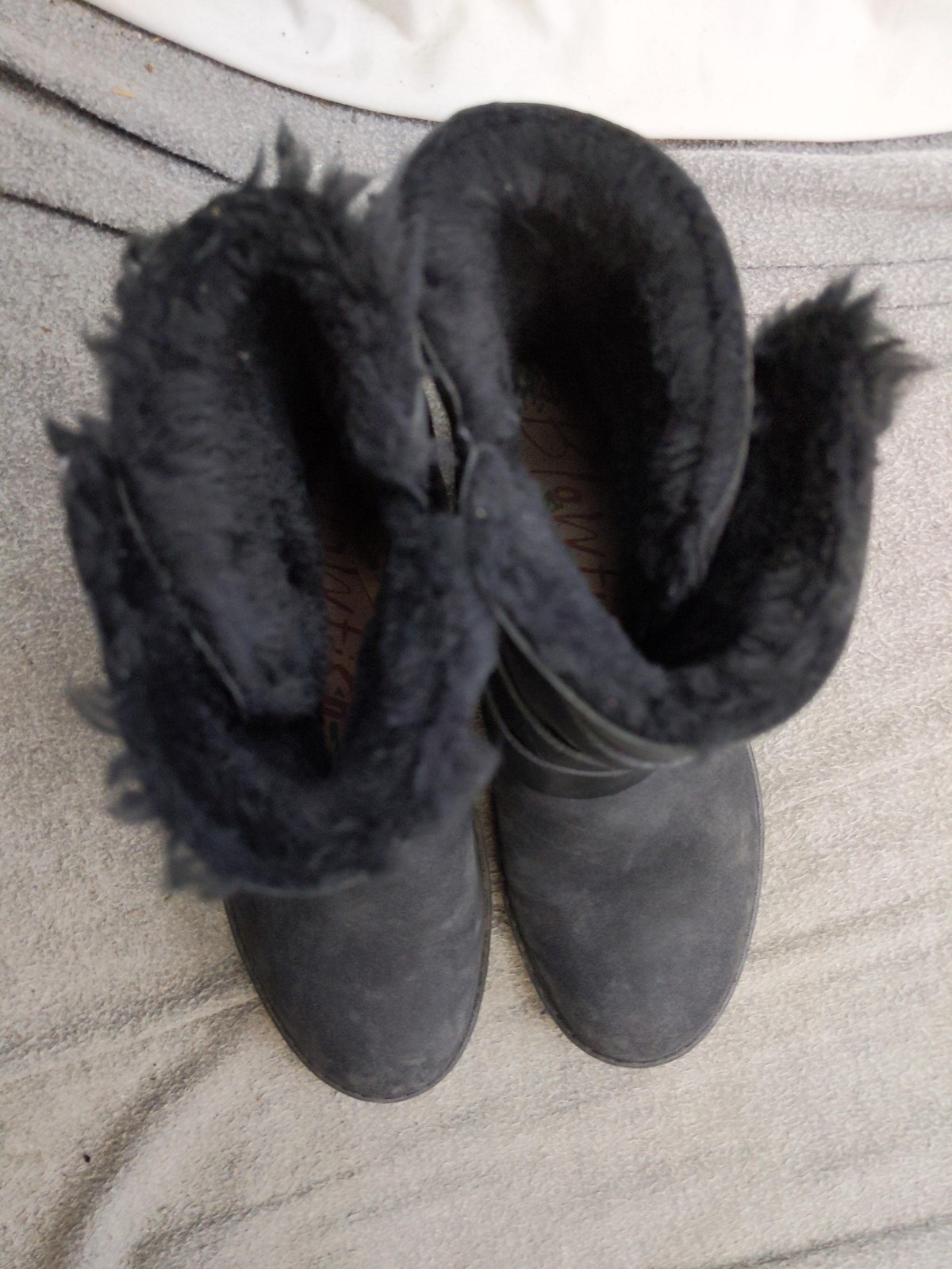 Blowfish Malibu Radiki Boots Womens Size 7.5 38 Black Mid Calf Buckle Moto Lug