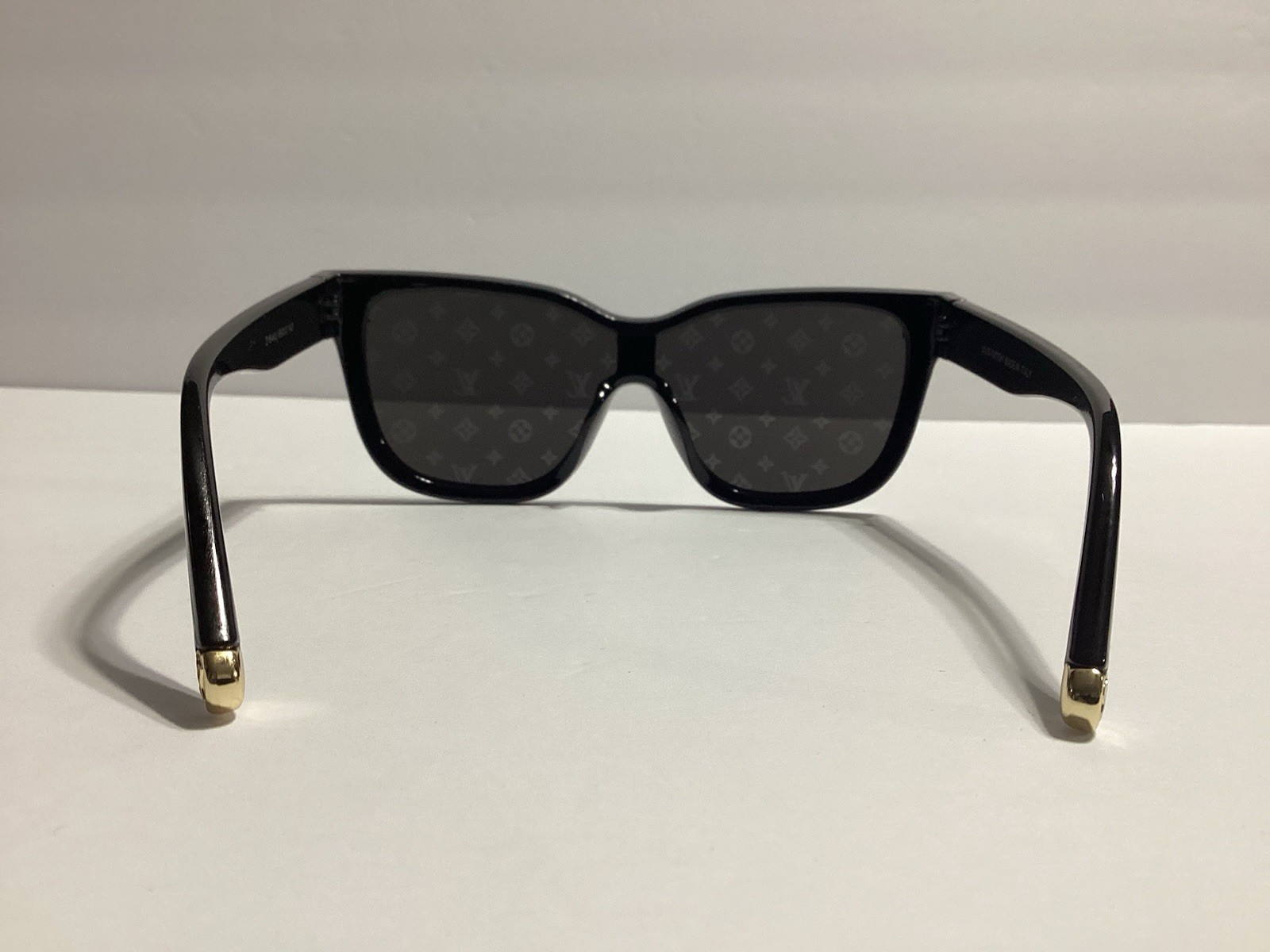 Designer Monogram Lens Sunglasses Unisex Black