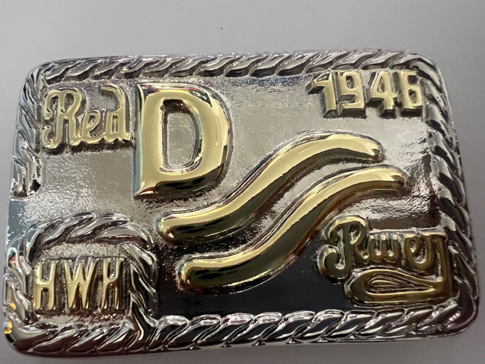 John Wayne Gold/Nickel Red River D Belt Buckle 1946 Movie Westerns Howard Hawks