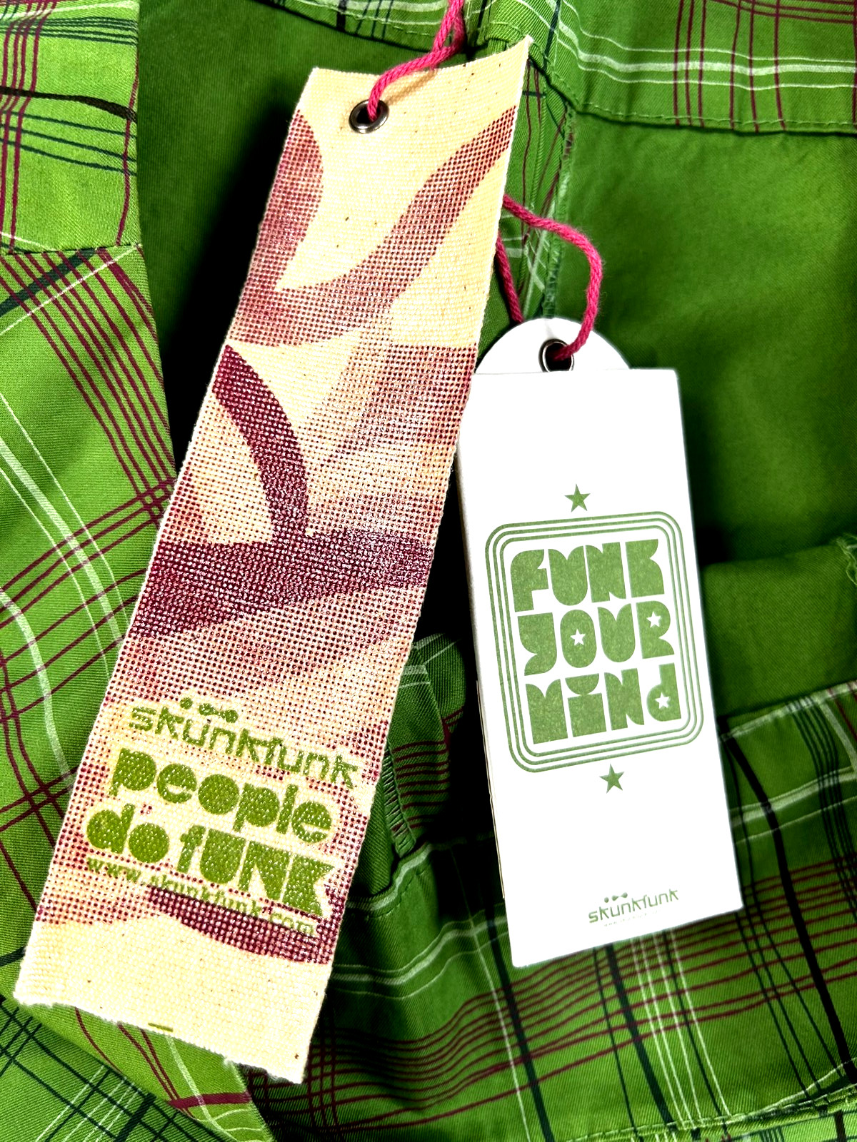 Skunk Funk Elisenda Womens Green Bermuda Plaid Knicker Pants Size 5 NWT Side Zip