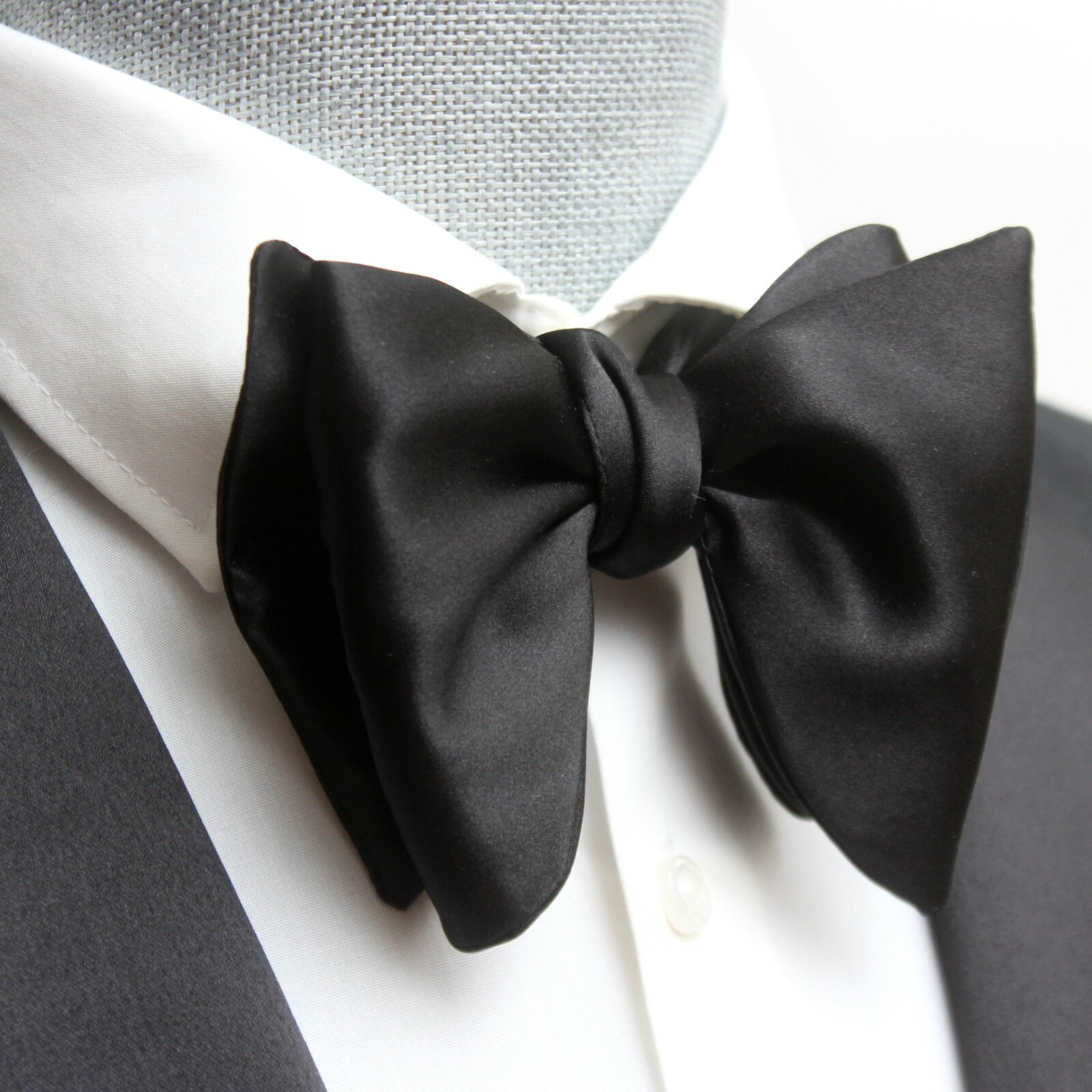 Men’s Self-tied Bow Tie Black Charmeuse Silk Bow tie Big Butterfly Bow tie S013