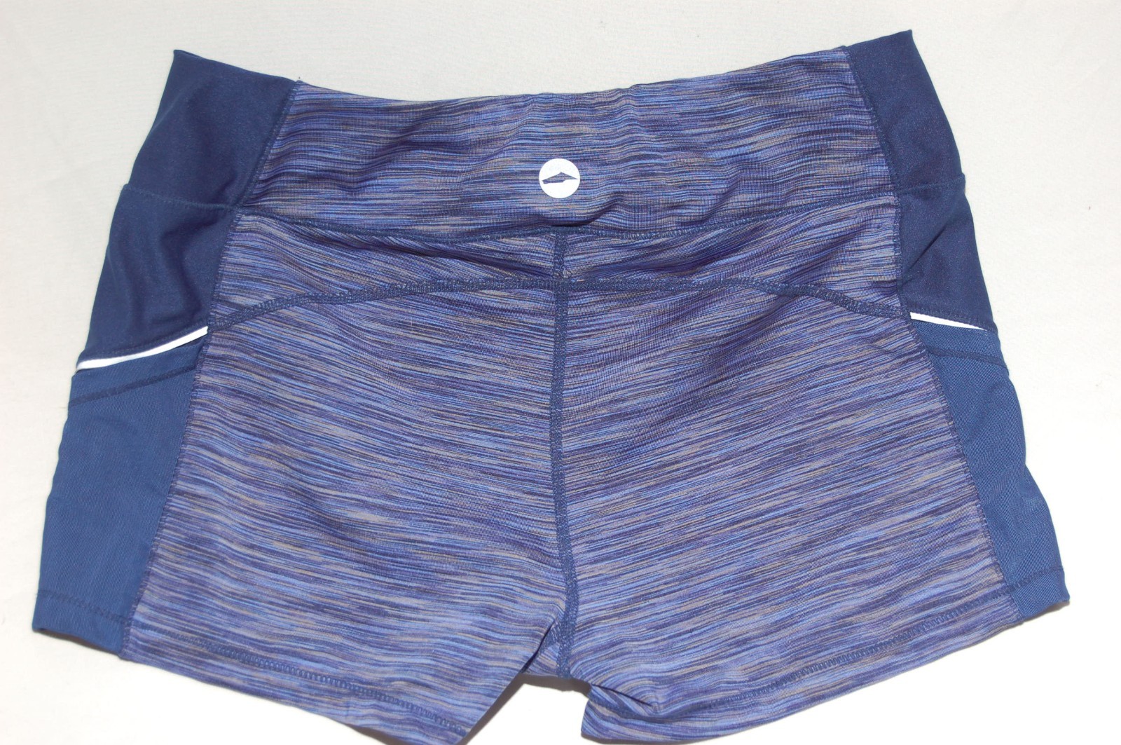 Avia Women’s Workout shorts size medium