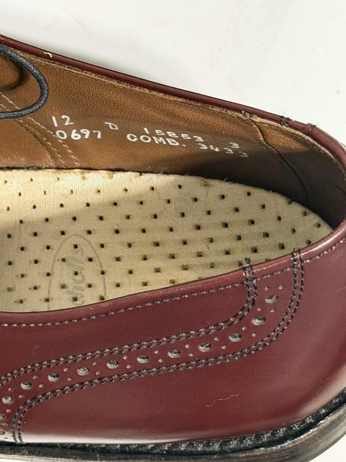 Allen Edmonds Lloyd Men’s Burgundy Oxblood Leather Wingtip Oxford Size 12D
