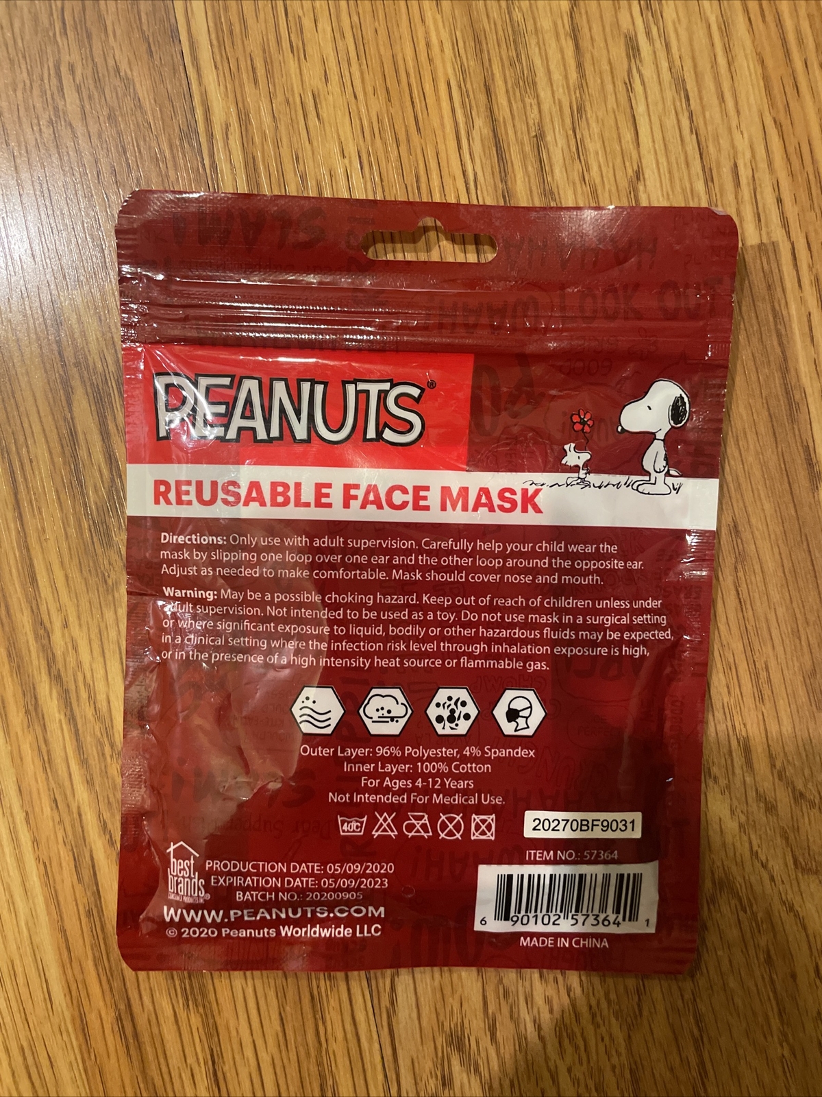 peanuts joe cool kids size 4-12 years face mask