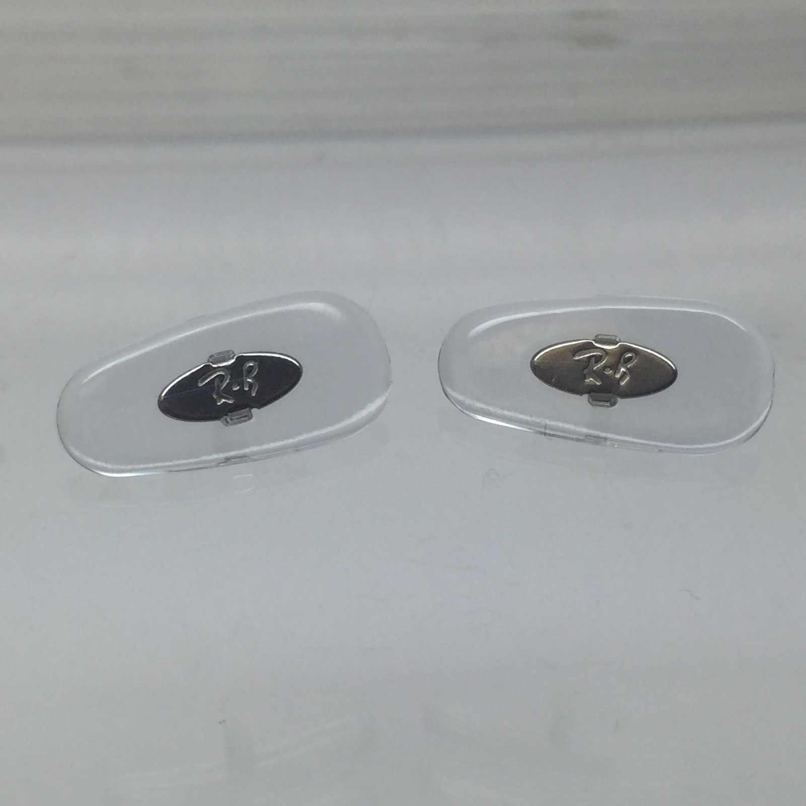 1 Pair of Clear Crimp-On Silicon Nose Pads for Ray-Ban RB Aviator Sunglasses NEW