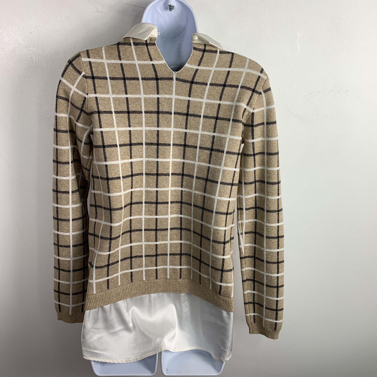 Tahari Sweater sz XS Beige White Plaid Old Money Ivy League Heritage Classic