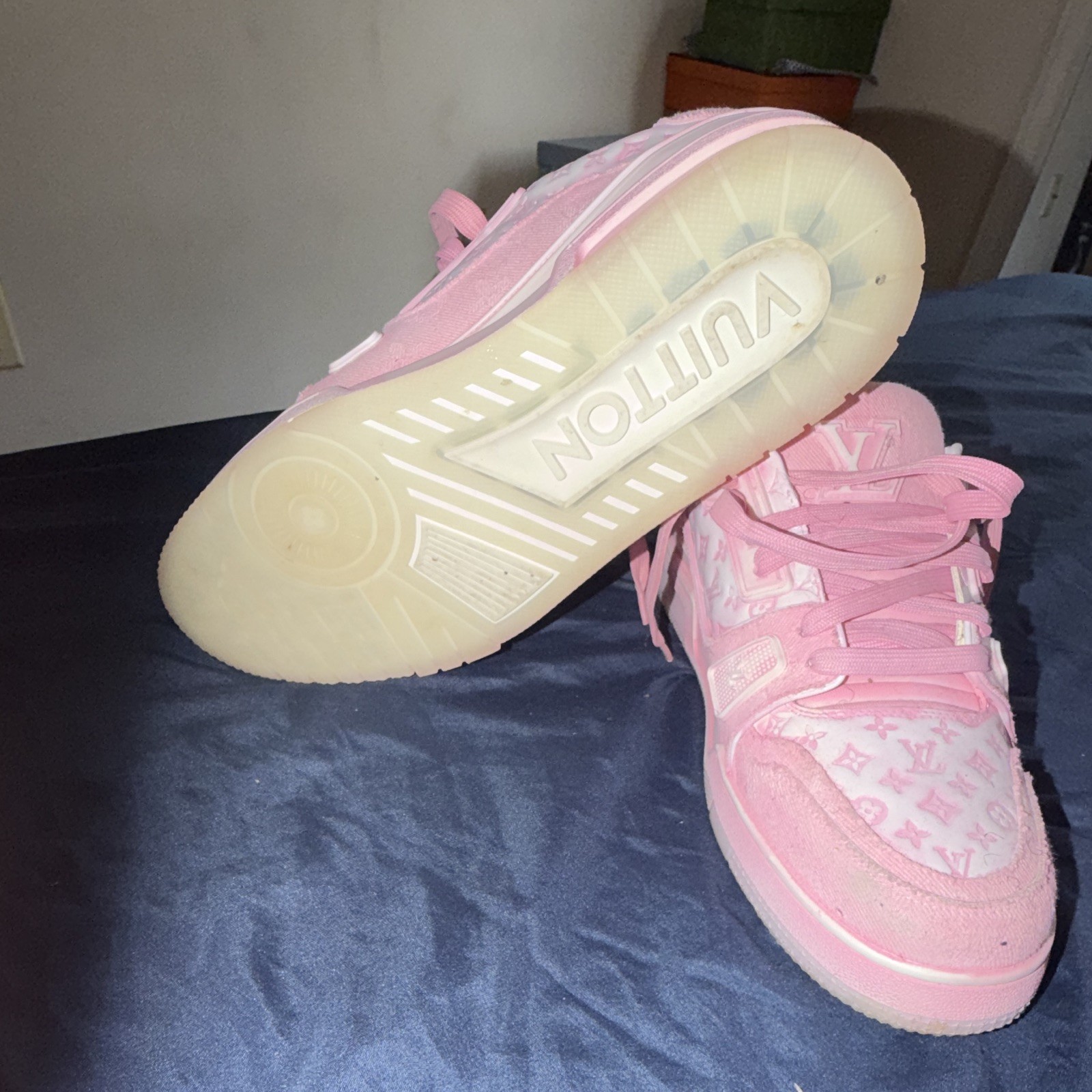 Louis Vuitton Pink Monogram Low Top Men’s Sneakers Lace Up Rubber Sole