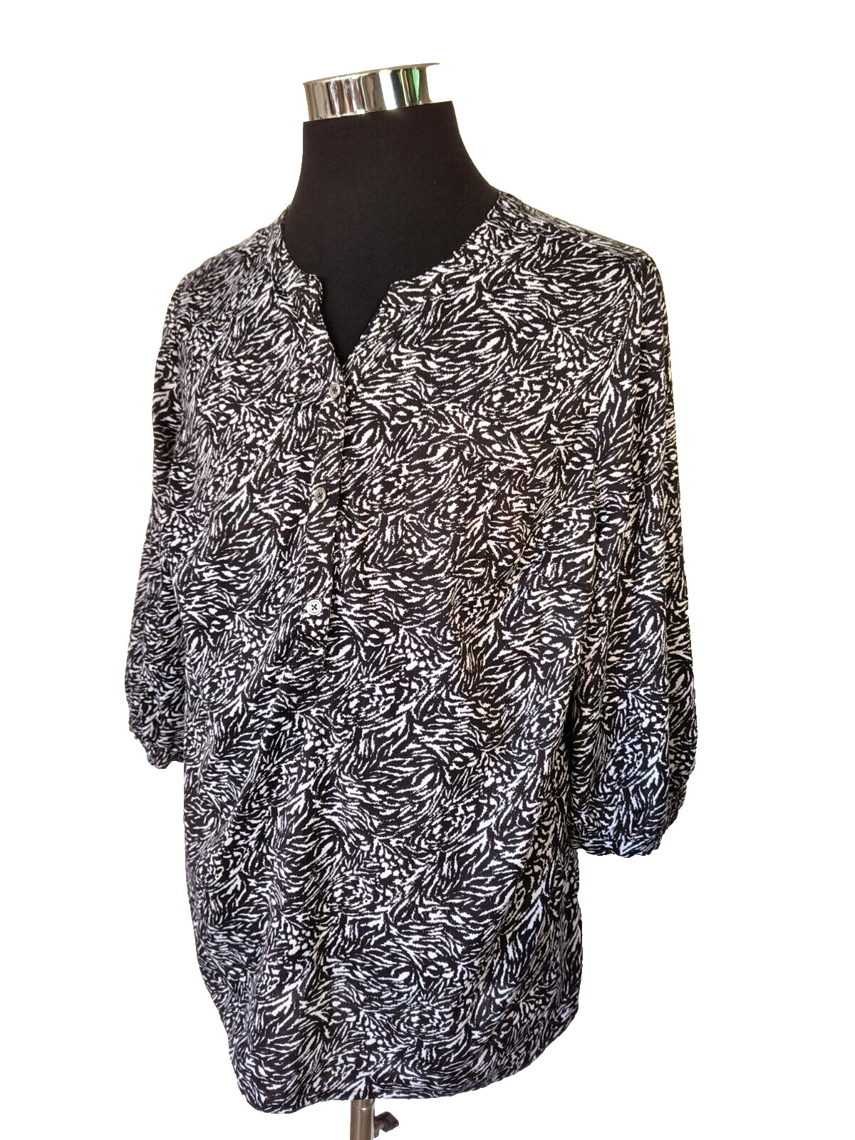 C.J. Banks Women’s Blouse Size X Black & White Pullover Polyester -Spandex