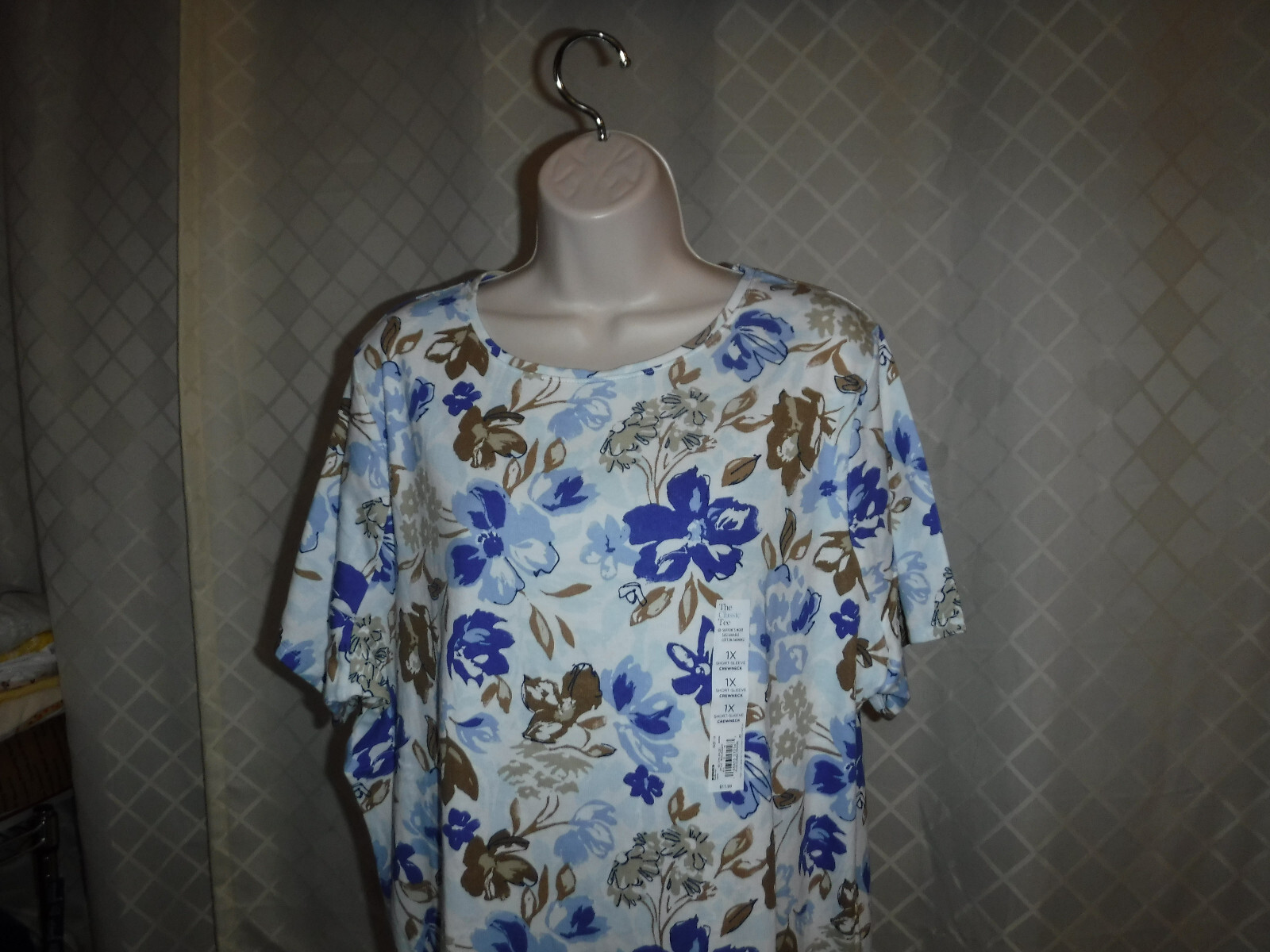 Size Plus Short Sleeve Women’s T-Shirts ,3X,2X,1X,0X,Croft & Barrow Multi Color