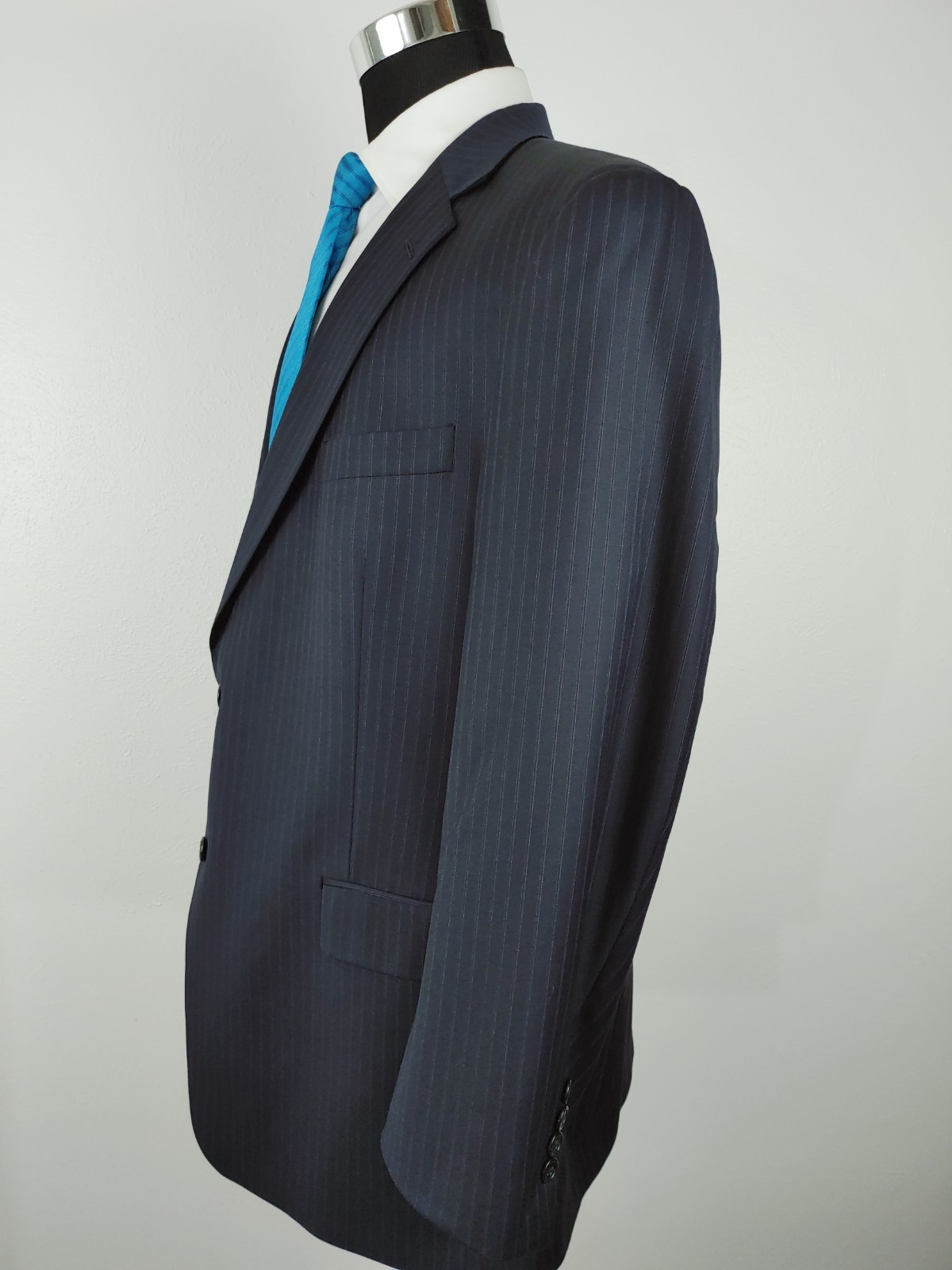 Hart Schaffner & Marx 2 Piece Suit 48/50R Navy Wool 43×28 Pants Chalk Pinstripe