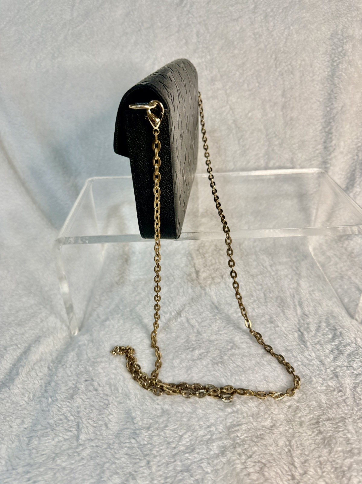 Louis Vuitton Chain 2Way Shoulder Bag Crossbody Black Gold Women Classic