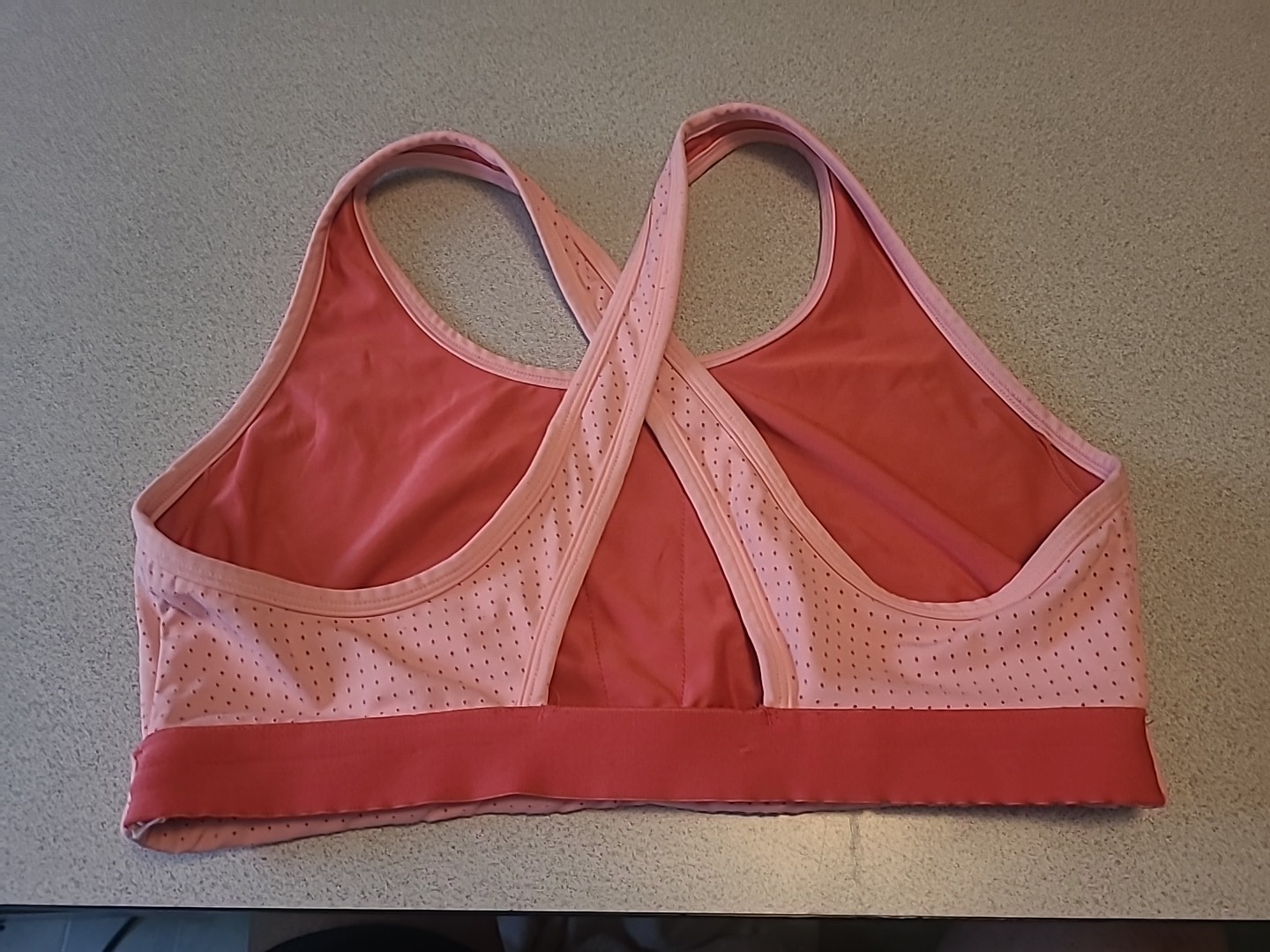 Avia Sports Bra Large 12-14 Pink Red Racerback Lined Wireless Unpadded