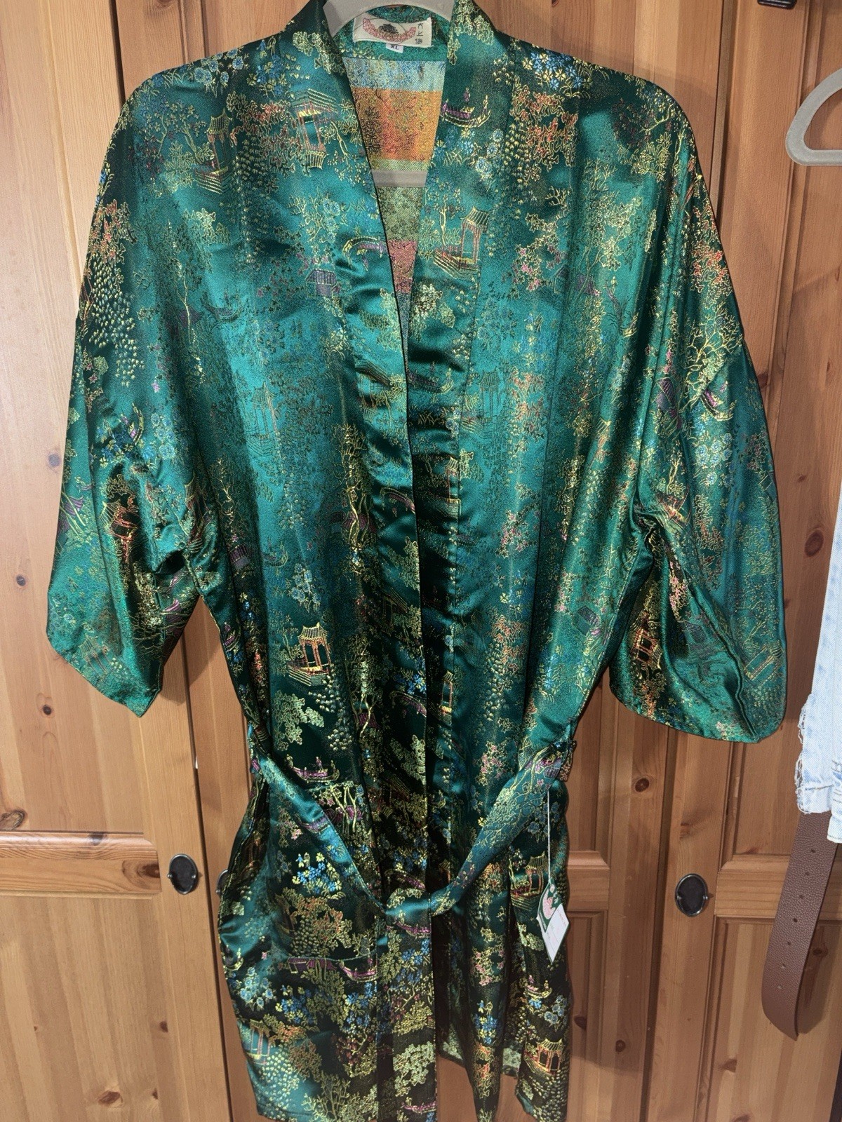 Women’s Green Satin Floral Kimono Robe V-Neck 3/4 Sleeve Tie Belt XL