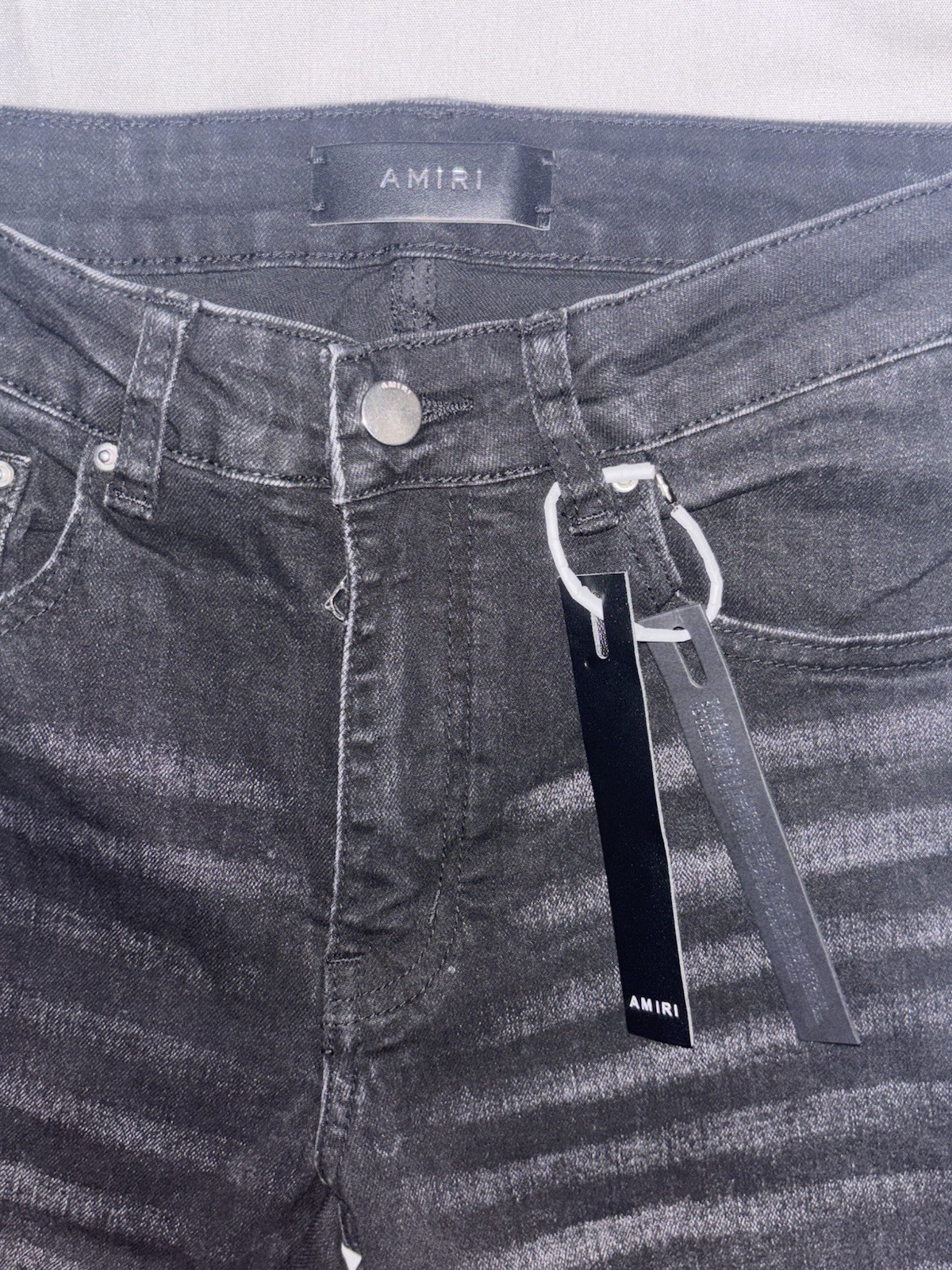 AMIRI Men’s Black Dark Wash Skinny Slim Fit Denim Jeans Logo Accent Size 28