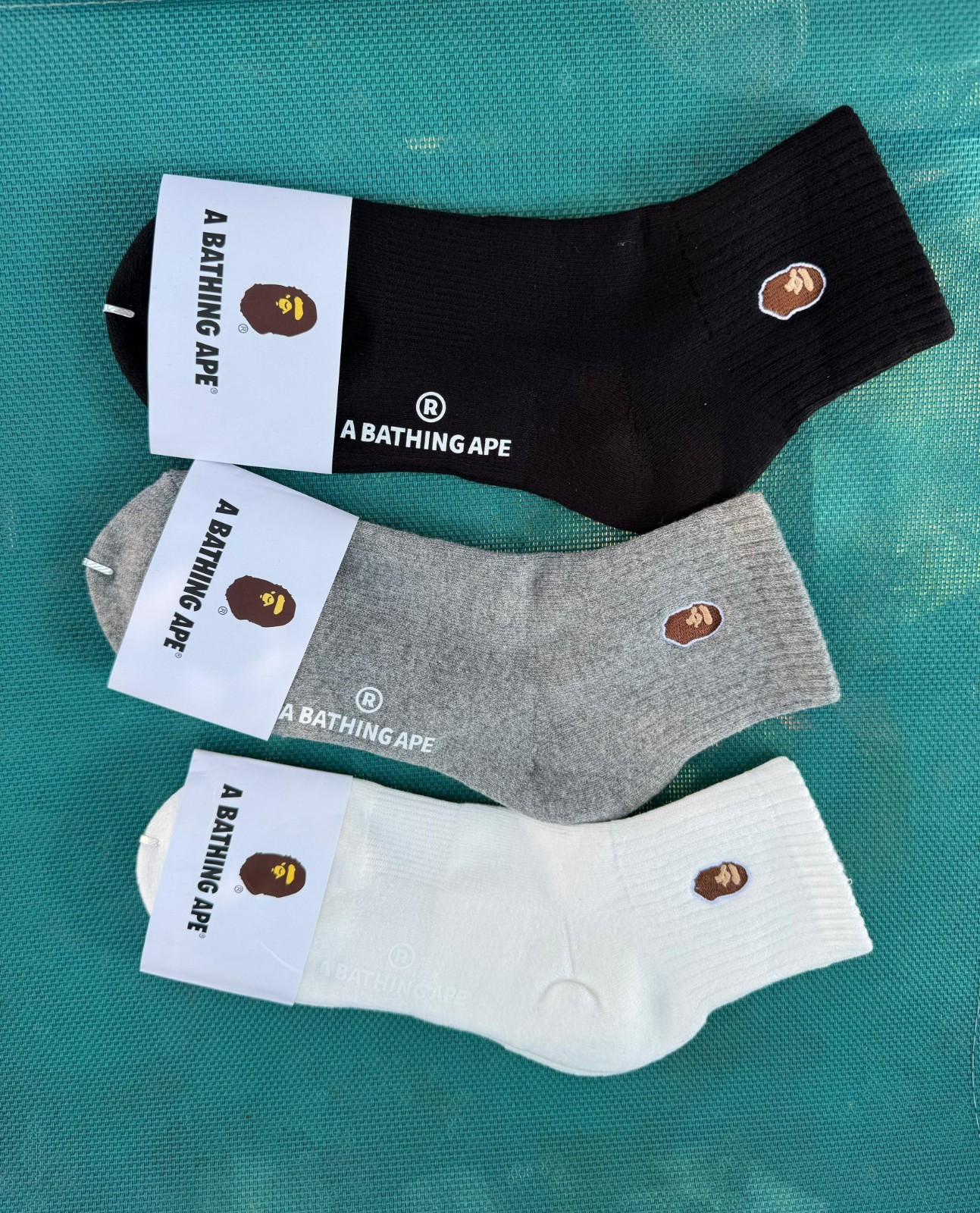 BAPE A Bathing Ape Head Embroidered Crew Socks 1 pack / 3 pack
