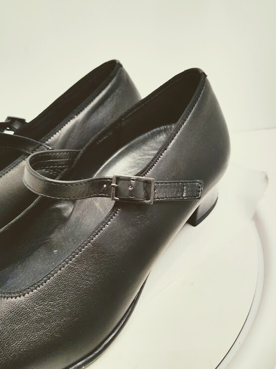THERESIA M. Leni Women’s Black Heels Comfort Orthopedic inserts Size 7.5 US