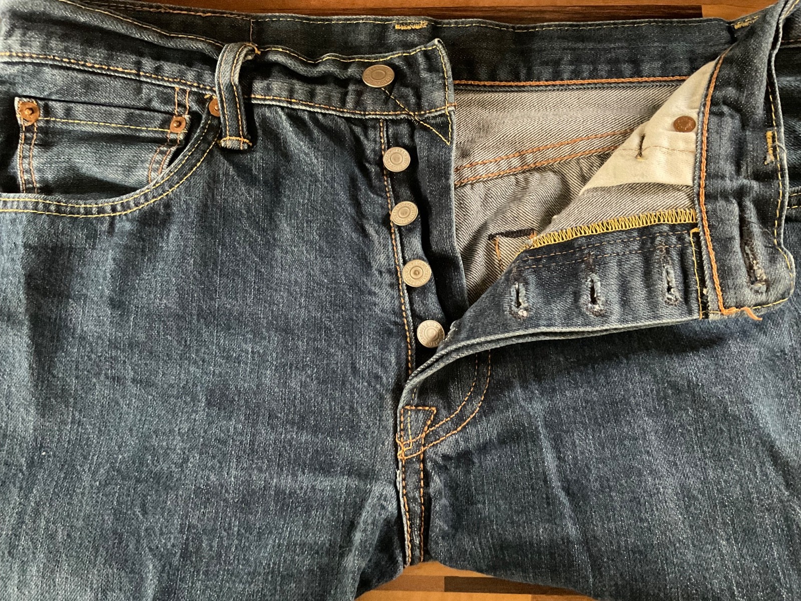 Levi’s 501 Dark Blue Button Fly Denim Jeans W32 L32 Mens