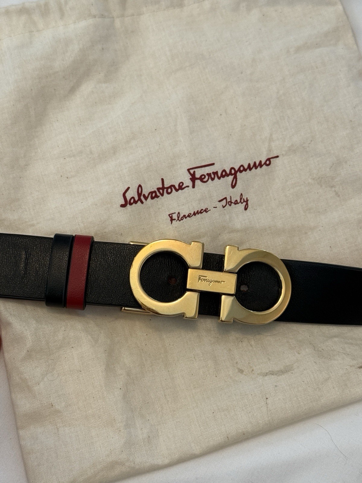 Salvatore Ferragamo Womens Gancini Belt Black/Red Leather Gold Buckle DustBag