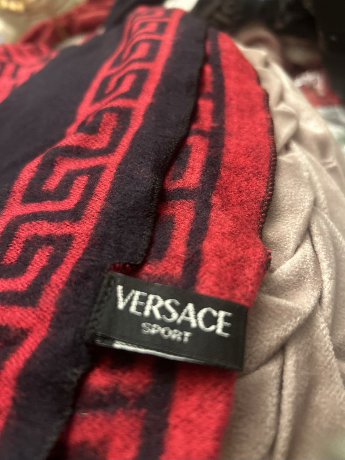 •Versace Wool Cashmere Knit Reversible Black Red Medusa Scarf 11”x68”