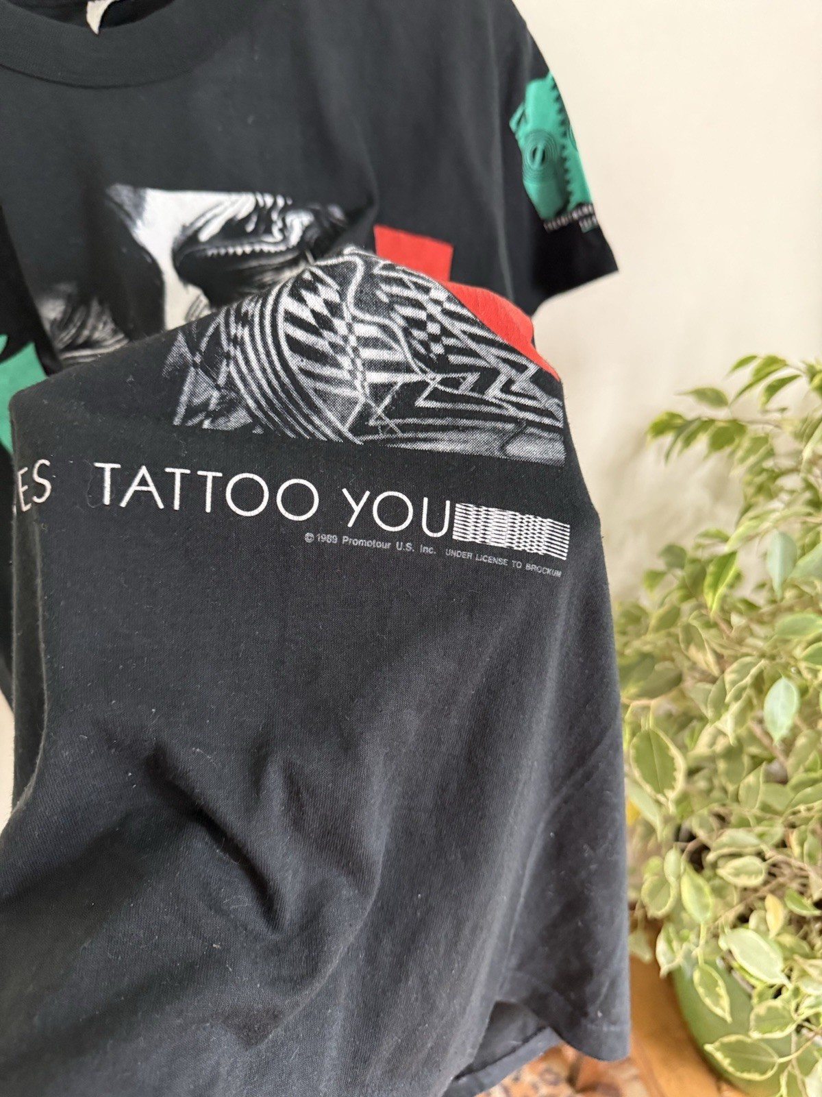 Vintage Rolling Stones Shirt Mens Size M Black Tattoo You 1989 Tour Thin USA 80s