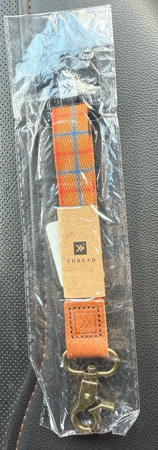 Lanyard Keychain Thread Wrist Wallet Lanyard for Keys Cellphones Badge Holder