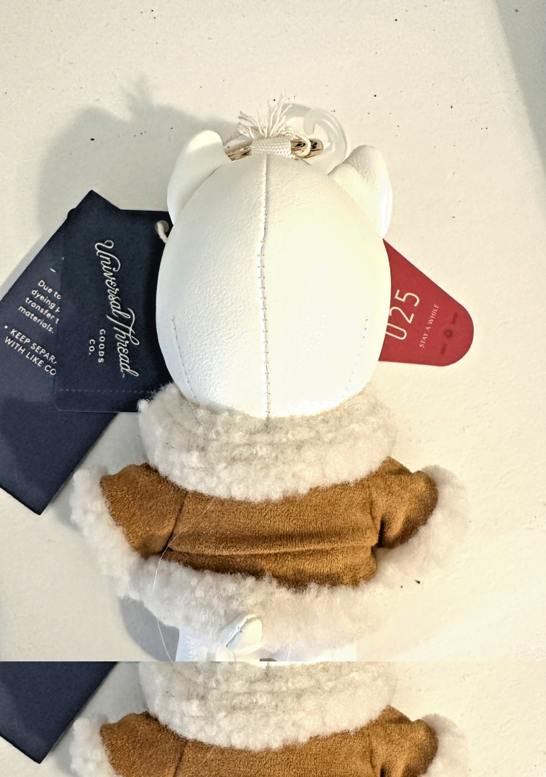 Target Bullseye Alpine Hotel Universal Thread Bag Charm Keychain Rare NWT