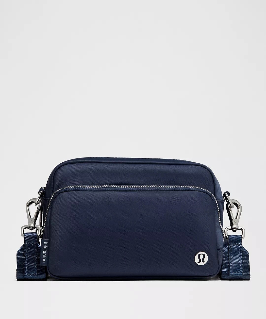 Everywhere Crossbody Bag 2L Metal Hardware