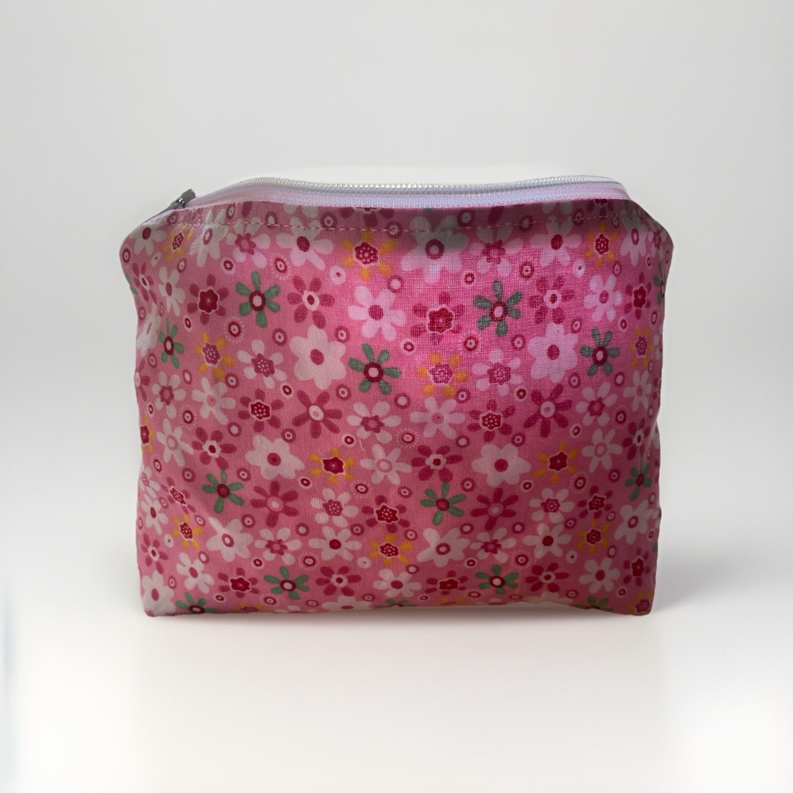 Handmade Zipper Pouch /Cosmetic bag 5.5 X 7.5 Inch Cotton Pink Floral Print