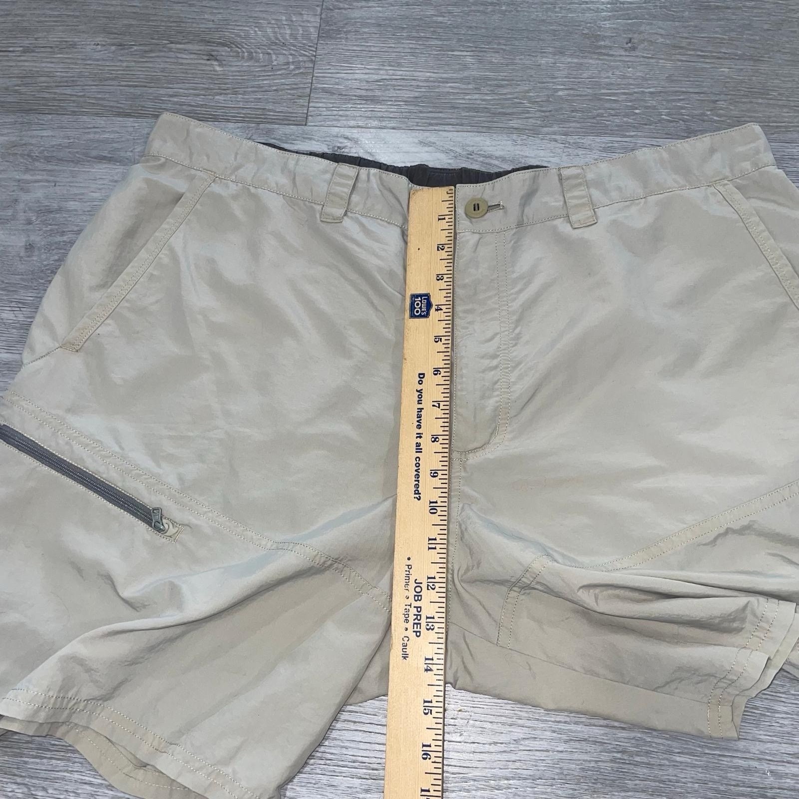 Patagonia Shorts Men’s XXL Sandy Cay 8” Utility Cargo Zip Pocket Hybrid Outdoor