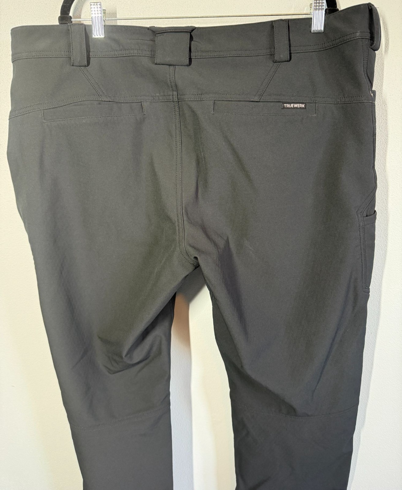 Truewerk T3 Pant Black Mens 42×32 Work Pants Technical Cargo Stretch Insulated