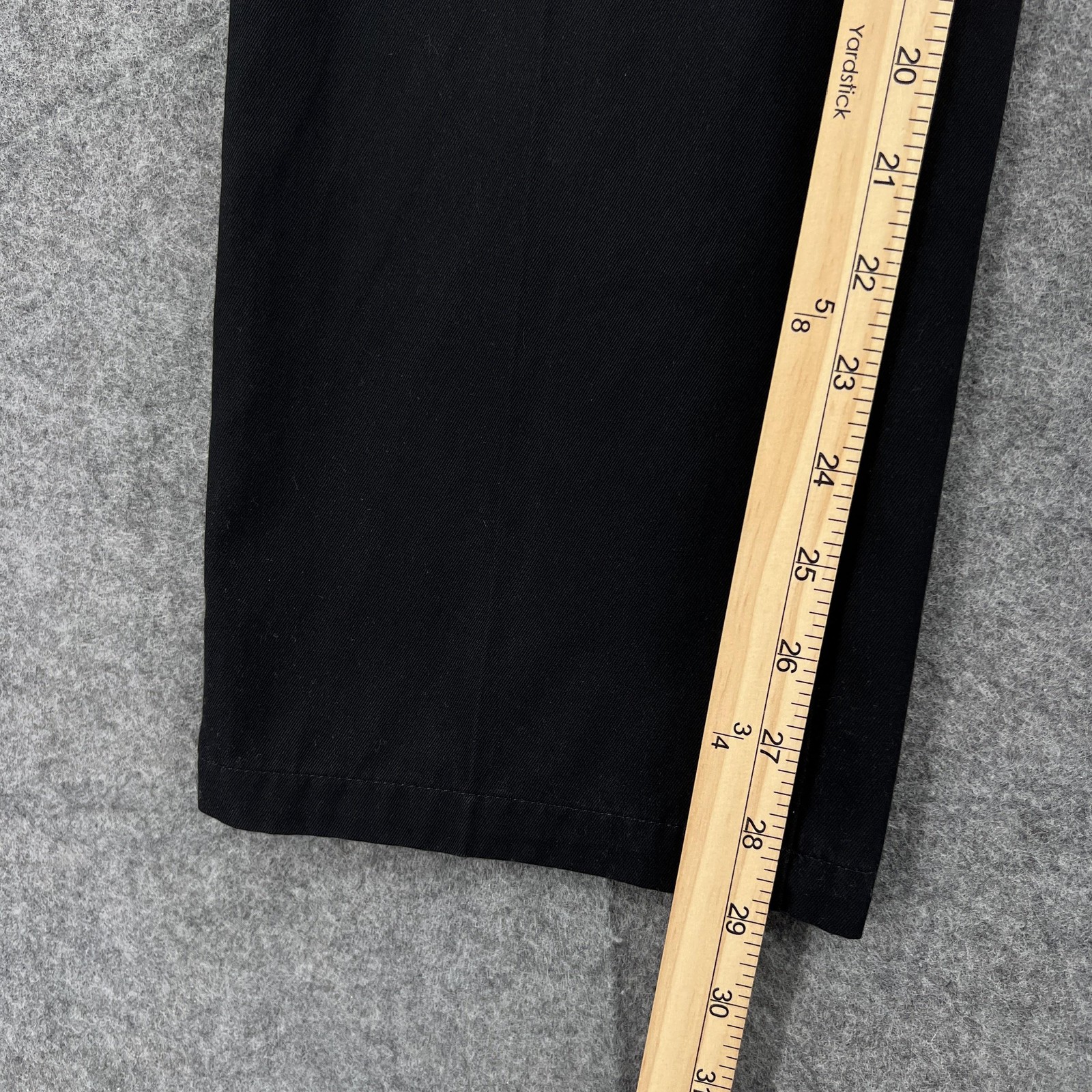 Dockers Chino Pants Mens 33×30 Black Signature Khaki Slim Fit Flat Front
