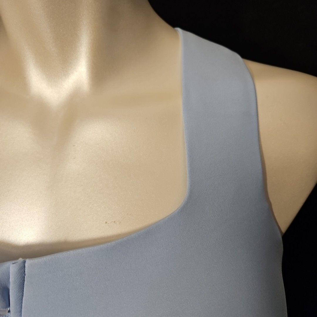 NWT Sports Bra All-in-Motion Active High Support Front-Zip Lt Blue Size 42D