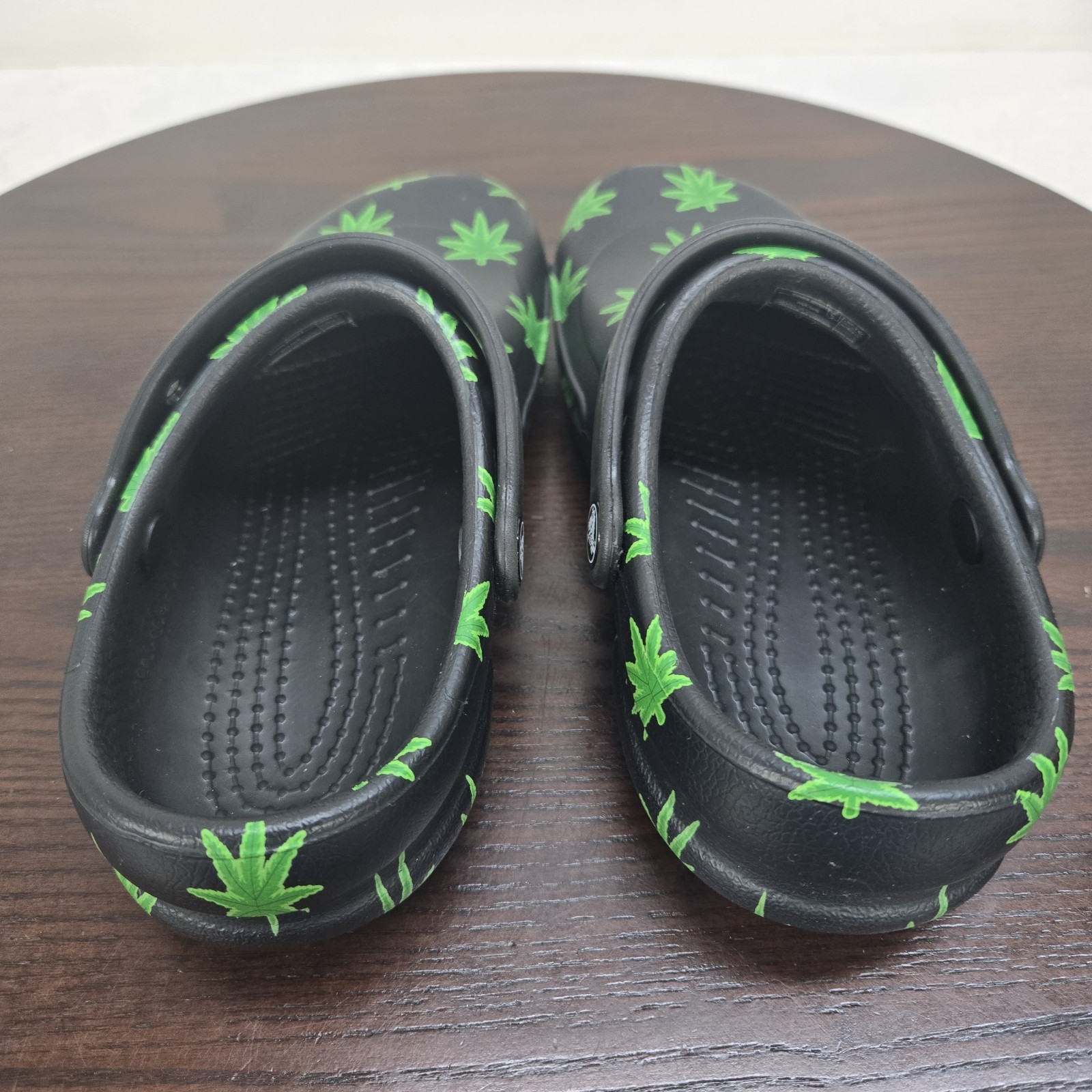 Hemp Leaf Classic Crocs Clogs Black Green Men 4 Women 6 Marijuana Weed Slip On