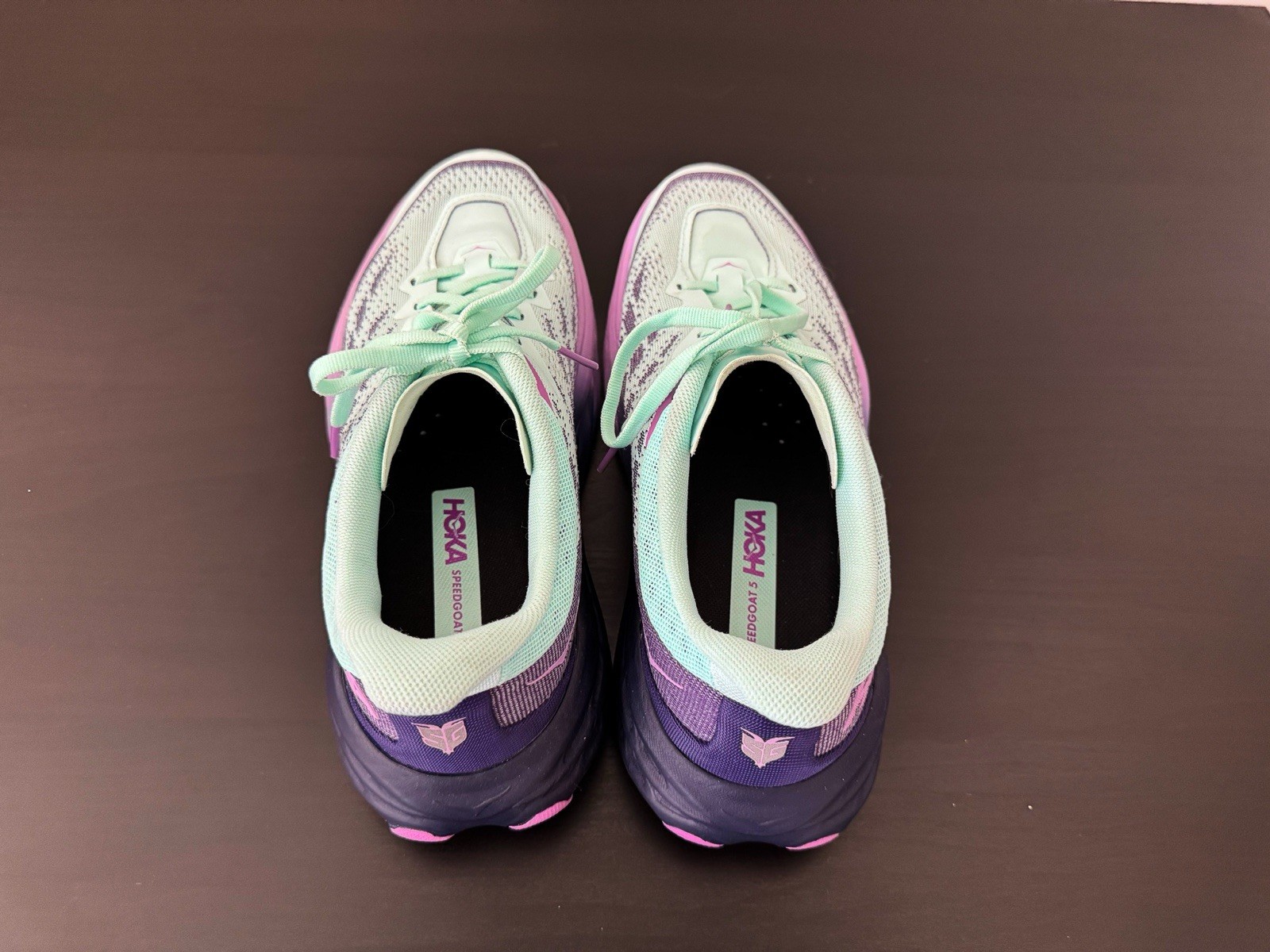 HOKA ONE ONE Speedgoat 5 Women’s Low Top Mesh Lace-Up Sneakers Green/Purple.