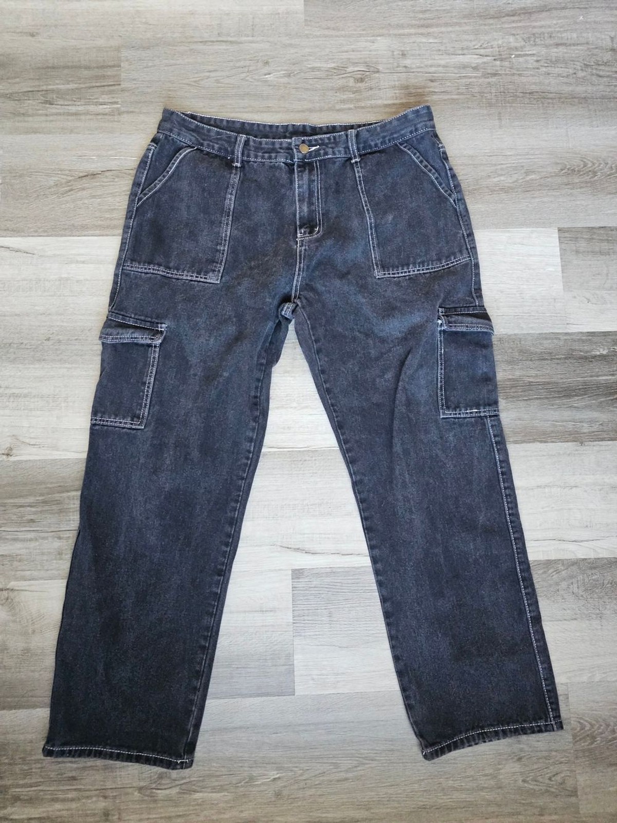 Manfinity Black Contrast Stitch Cargo Jeans XXL