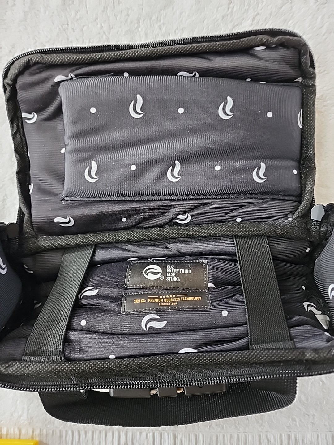 Skunk Black Mini Duffle Tube New Without Tags