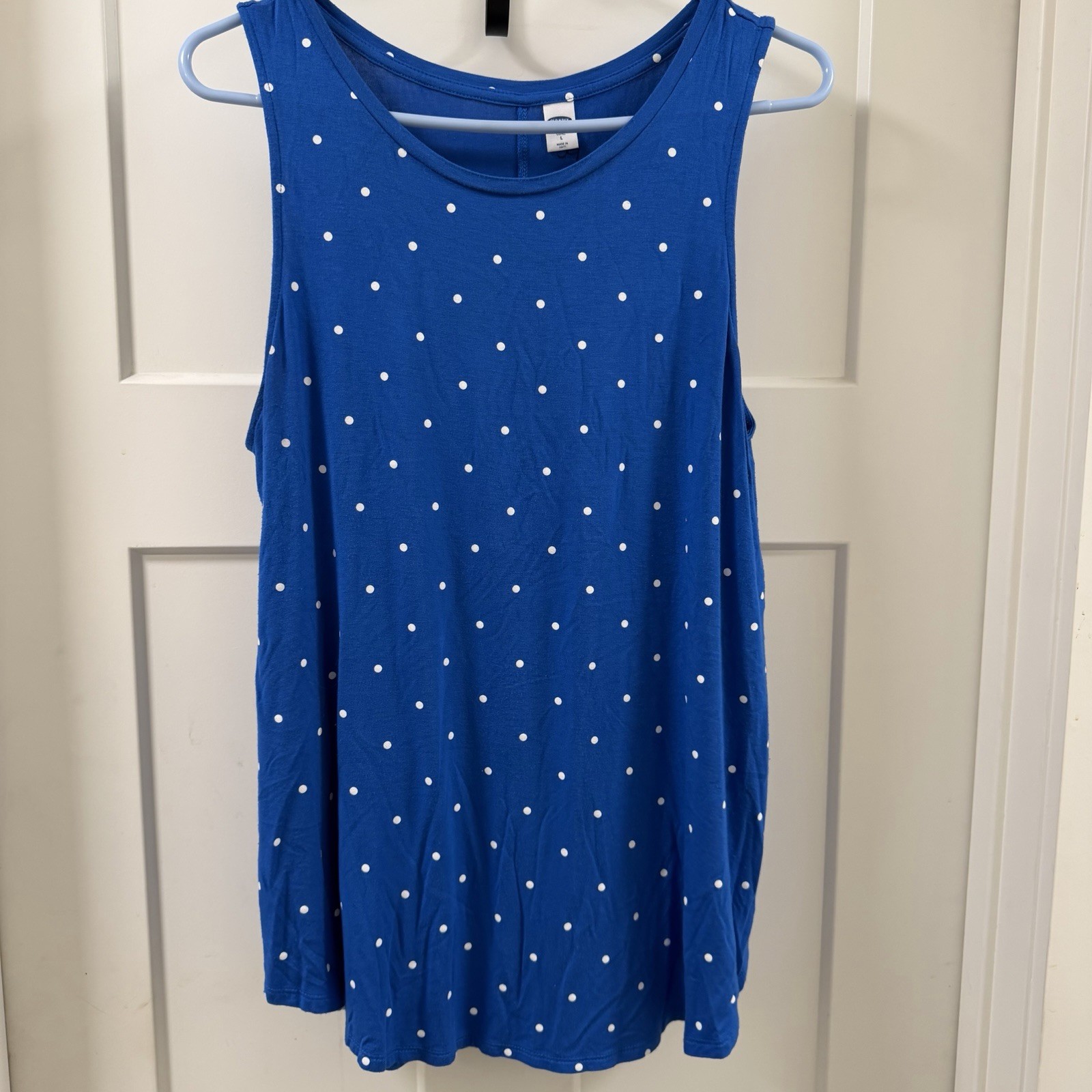 Old Navy Women Royal Blue With White Polka Dots Round Neckline Sleeveless ShirtL