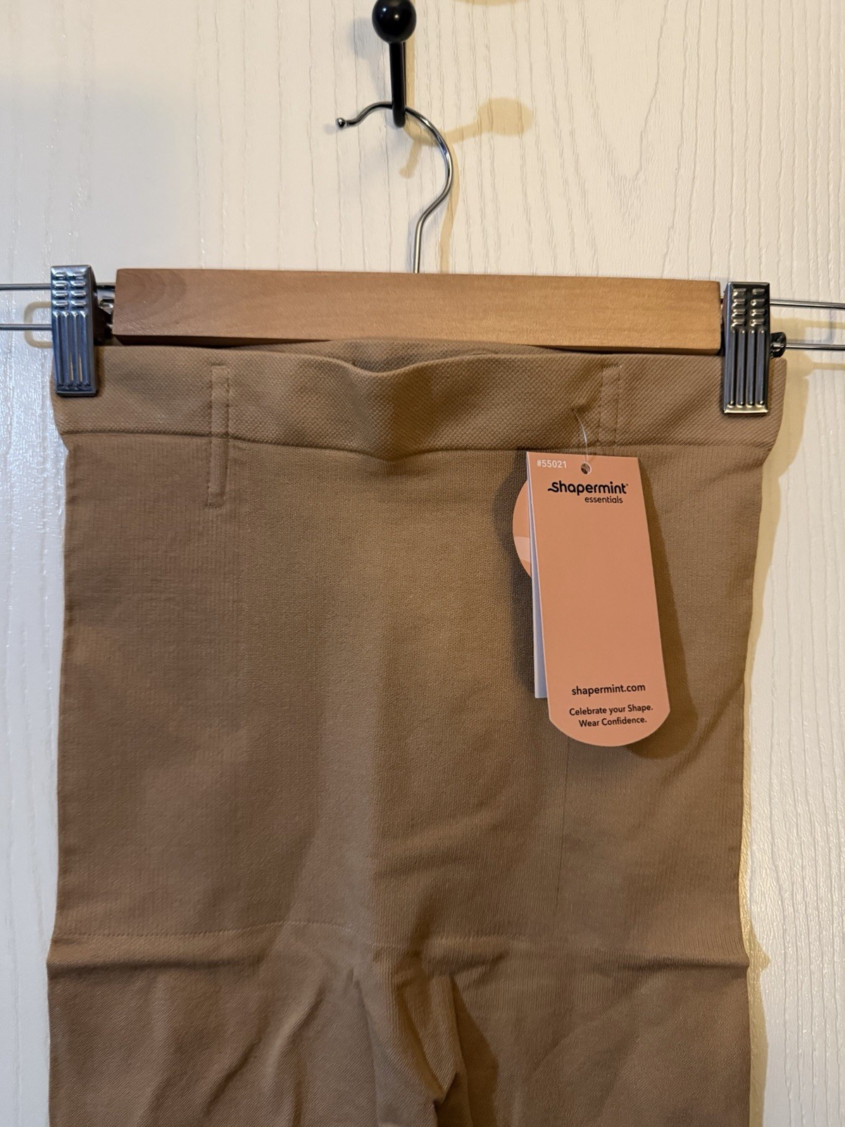 Shapermint High Waisted Shaper Shorts Womens Medium/Large Tan Tummy Control