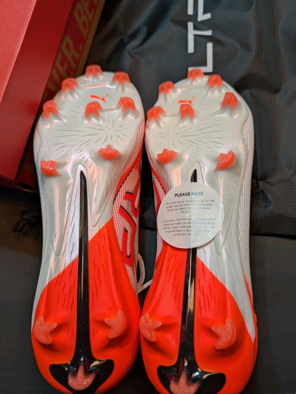 Puma Ultra 5 Ultimate FG Wht Blck Red Men 9.5 Firm Ground Soccer Shoes 108159-01