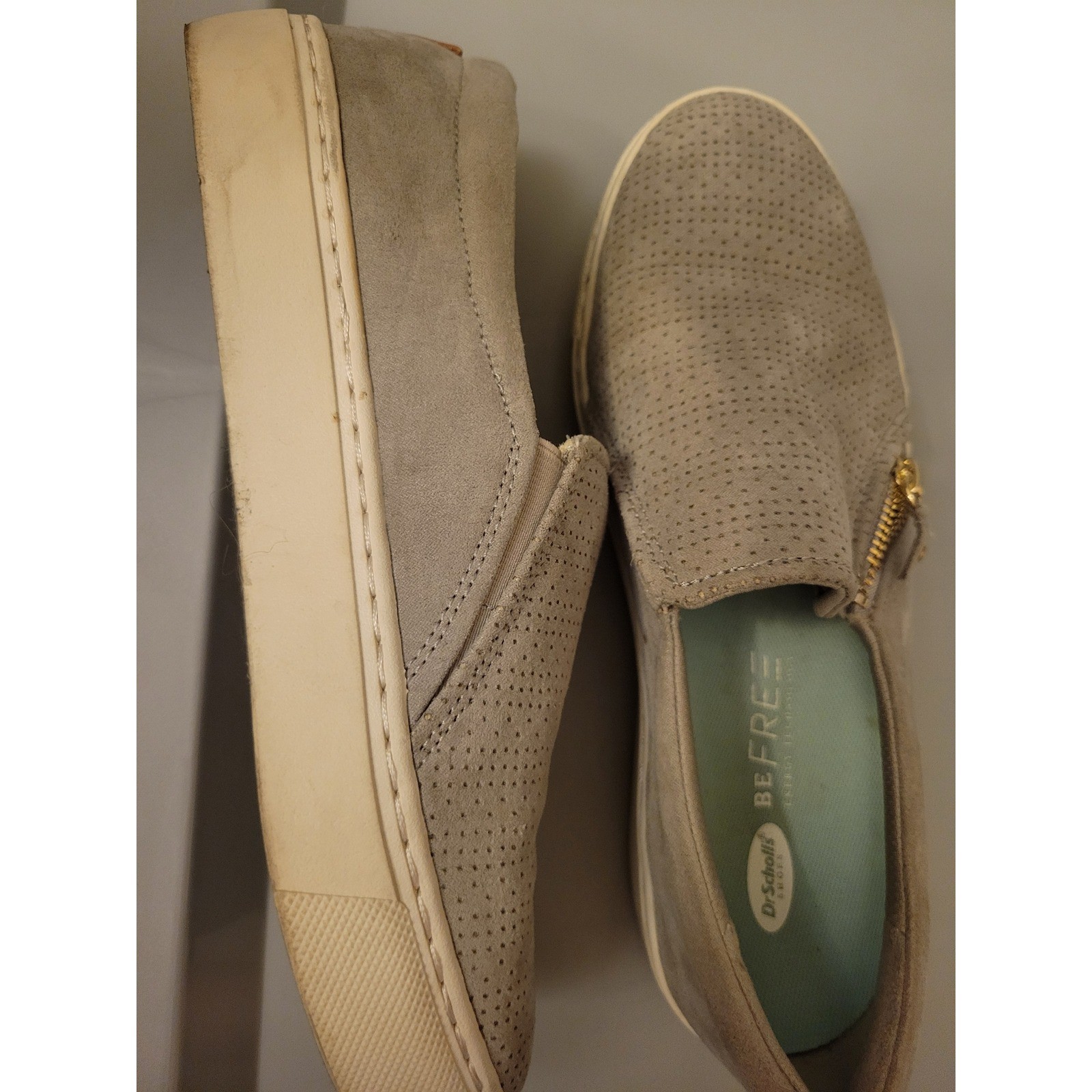 Dr. Scholls BE FREE Grey Perforated Slip On Sneakers Side Zip Flats Womens 721