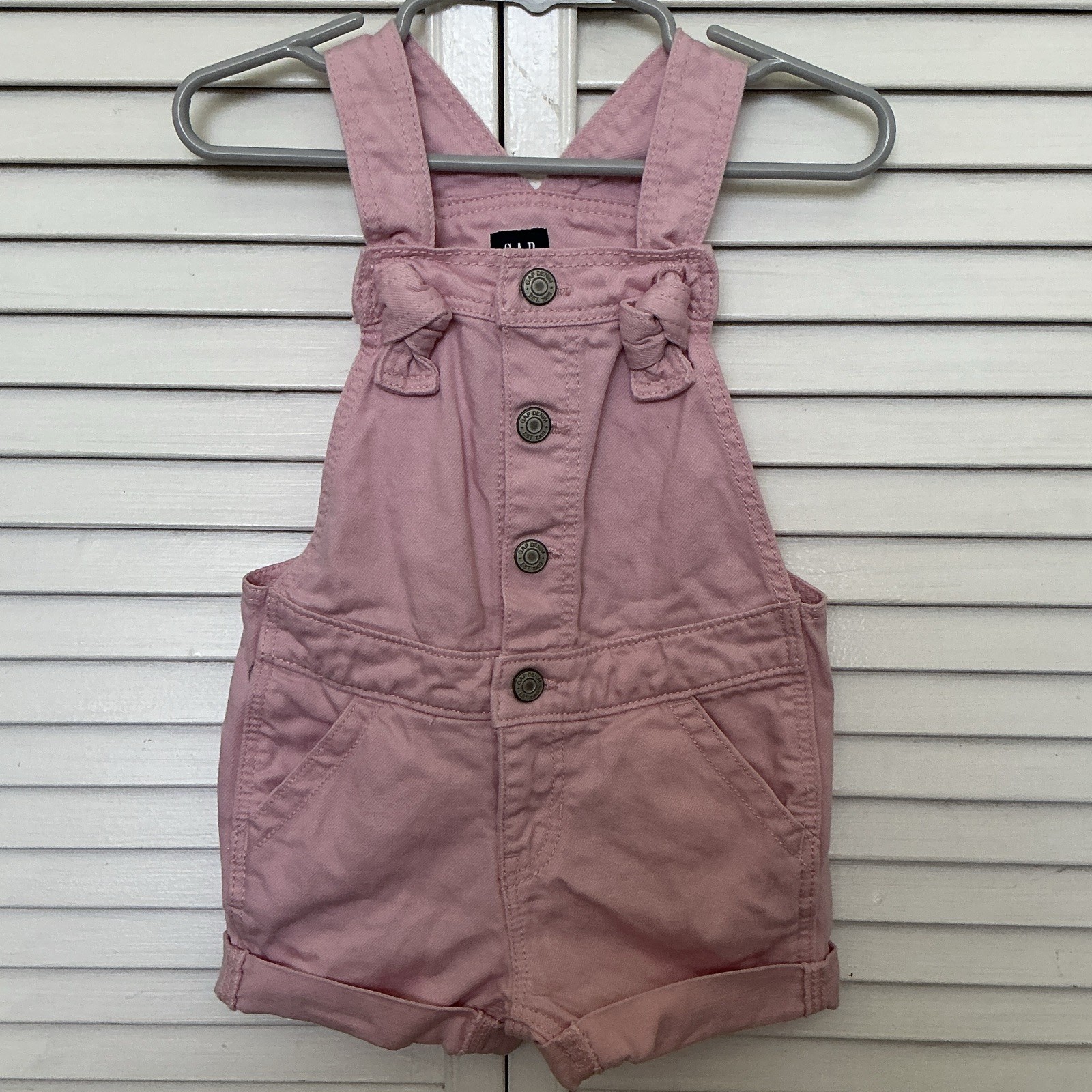 GAP Girls Pink Denim Overall Shortalls One-Piece Size 2 Years Buttons Bow