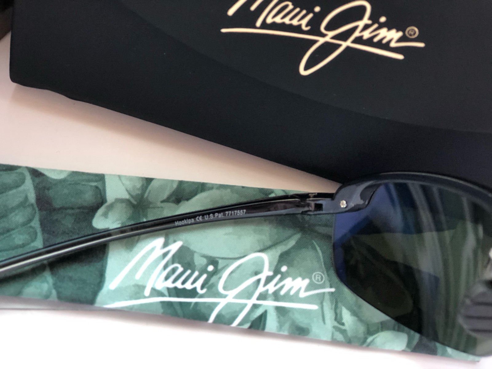 Maui Jim B407-11 Ho’okipa Sunglasses Grey Frame / Blue Hawaii Polarized Lenses