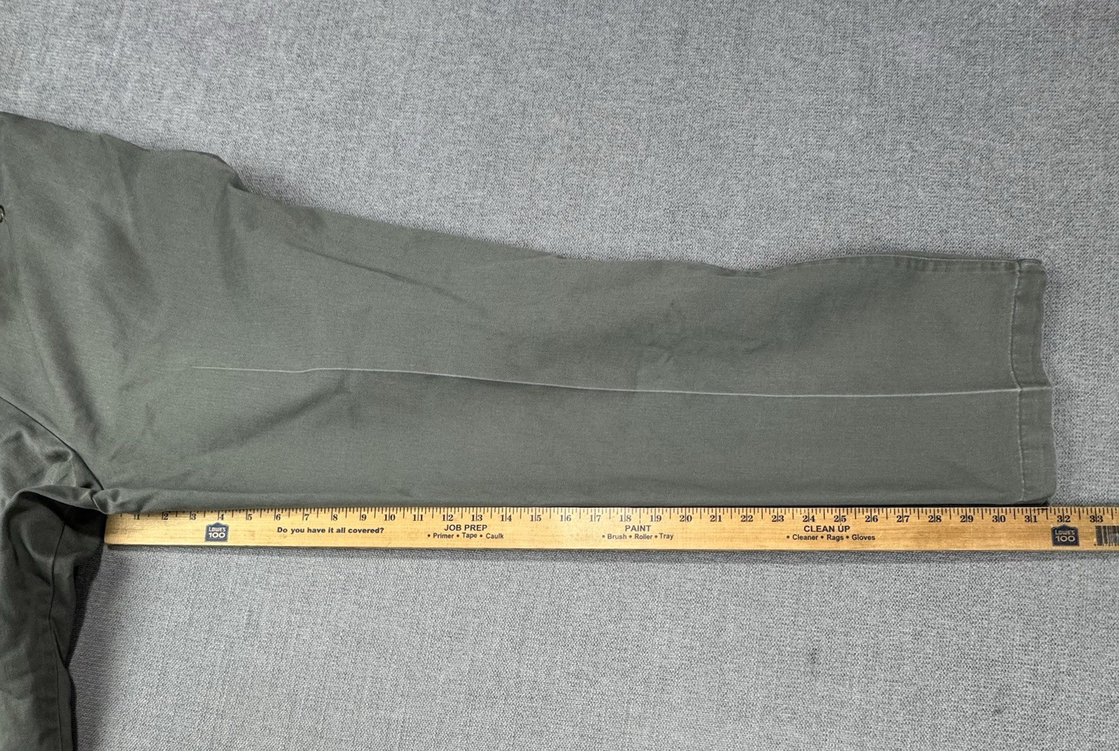 Vintage 90s Dockers Mens 34×30 Faded Pleated Straight Leg Chino Pants Green