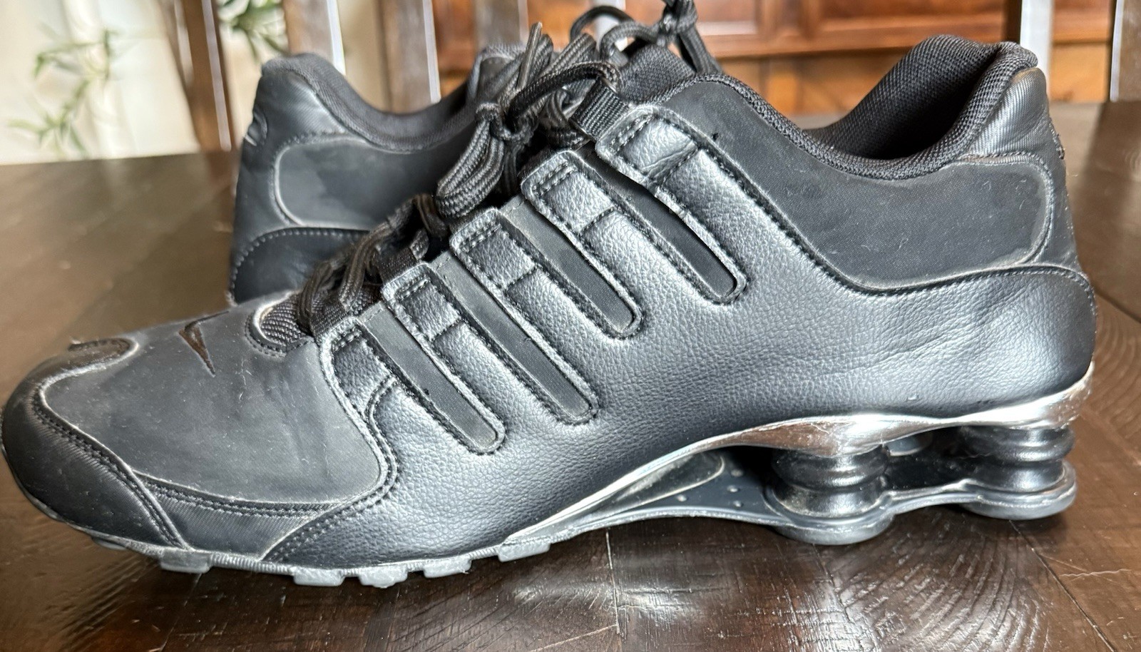 Nike Shox NZ Premium Black Chrome Black/Black-Chrome Low Top Lace Up 536184-001
